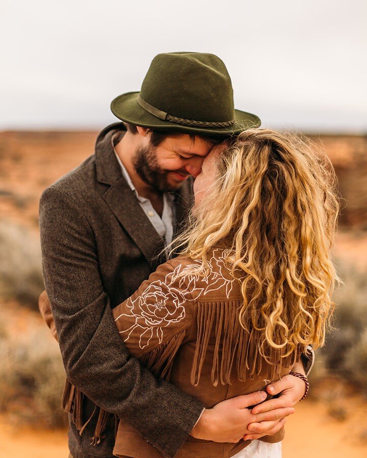 Throwback to this shoot in the slot canyons! So excited to have just booked an elopement at Zion National park with a super badass couple!! This will be my first time out there, drop me all the tips, recommendations, and favorite photo spots for us t