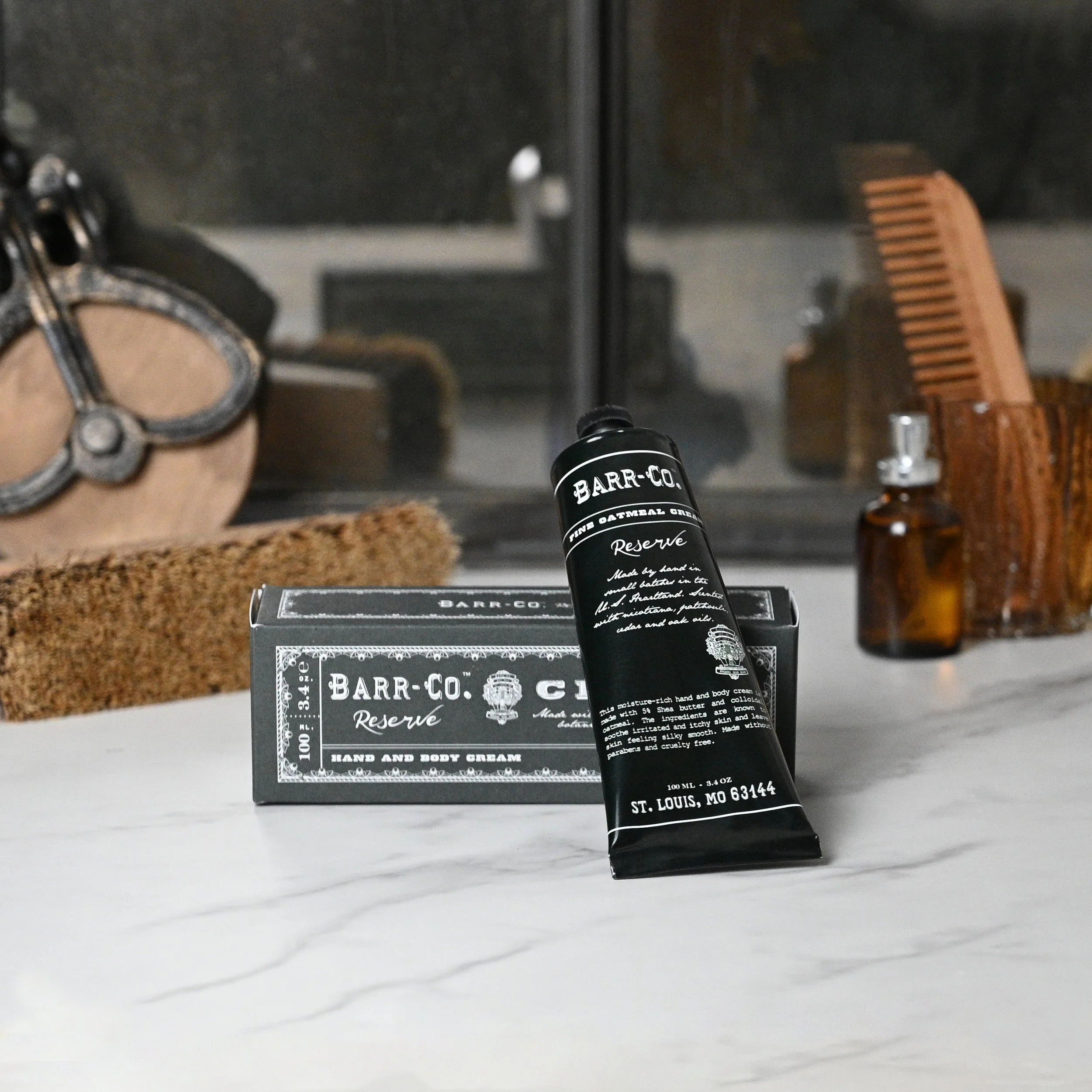 Reserve_handcream_02.jpg