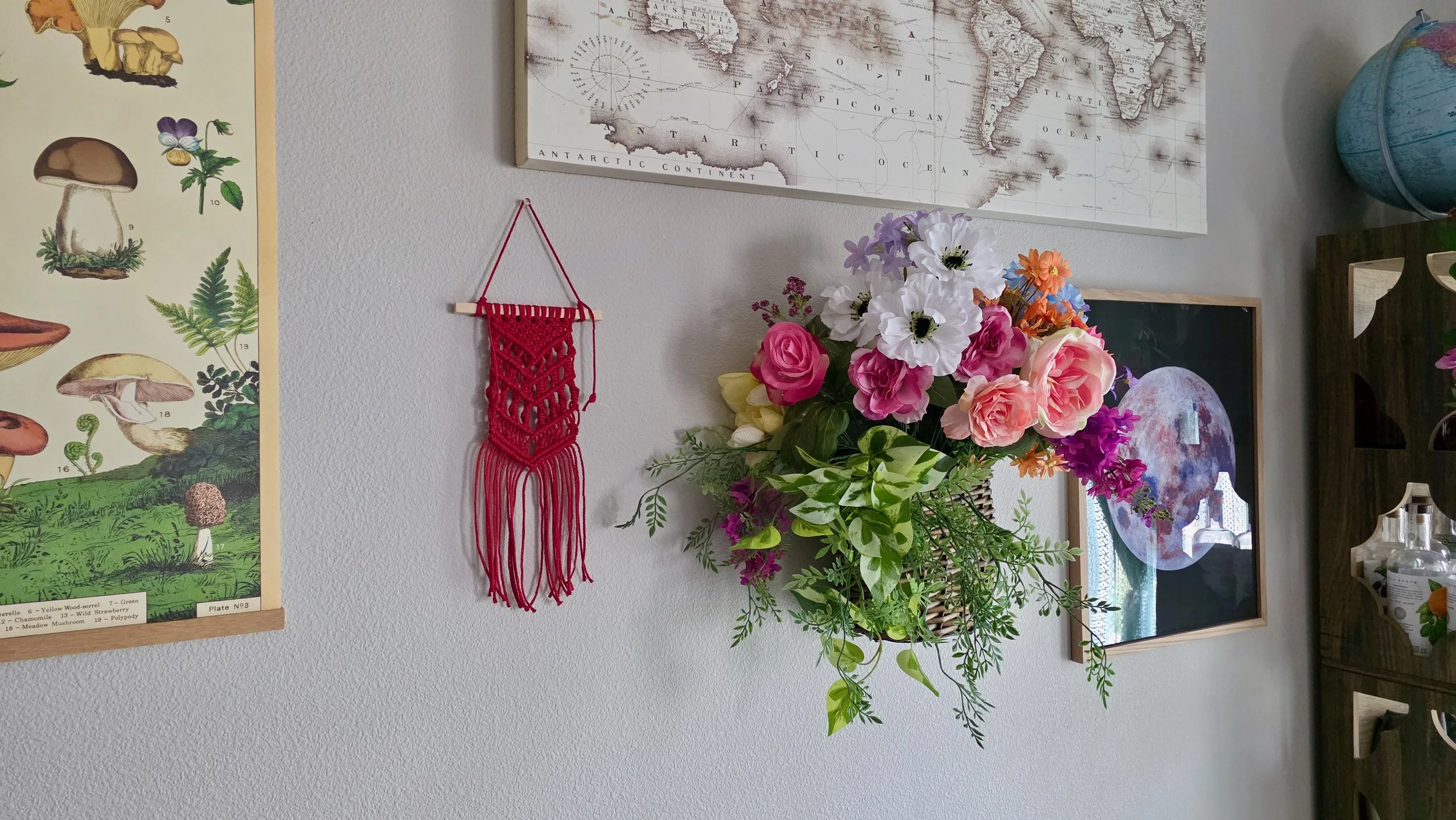 Macrame_Crimson 01.jpeg