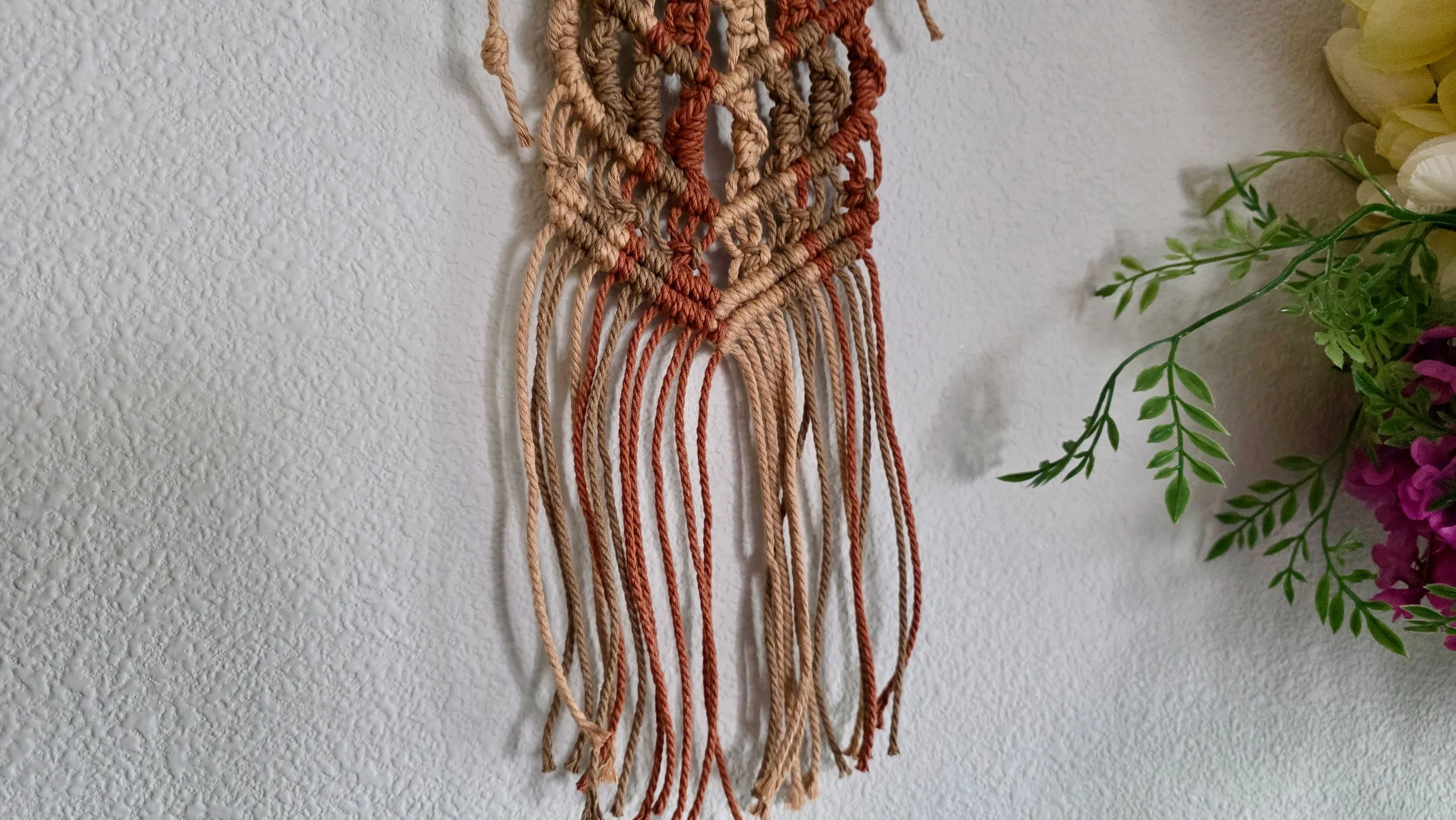 Macrame_Toasty 03.jpeg