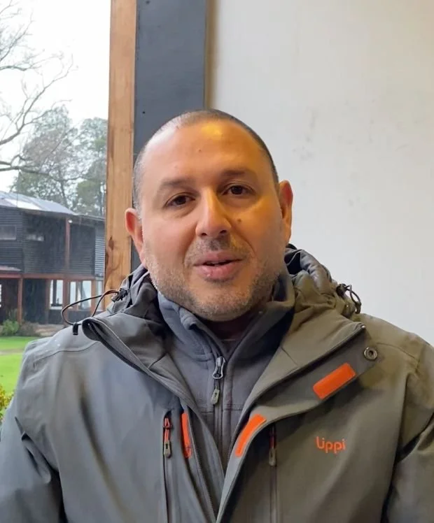 Alejandro Apara.jpeg