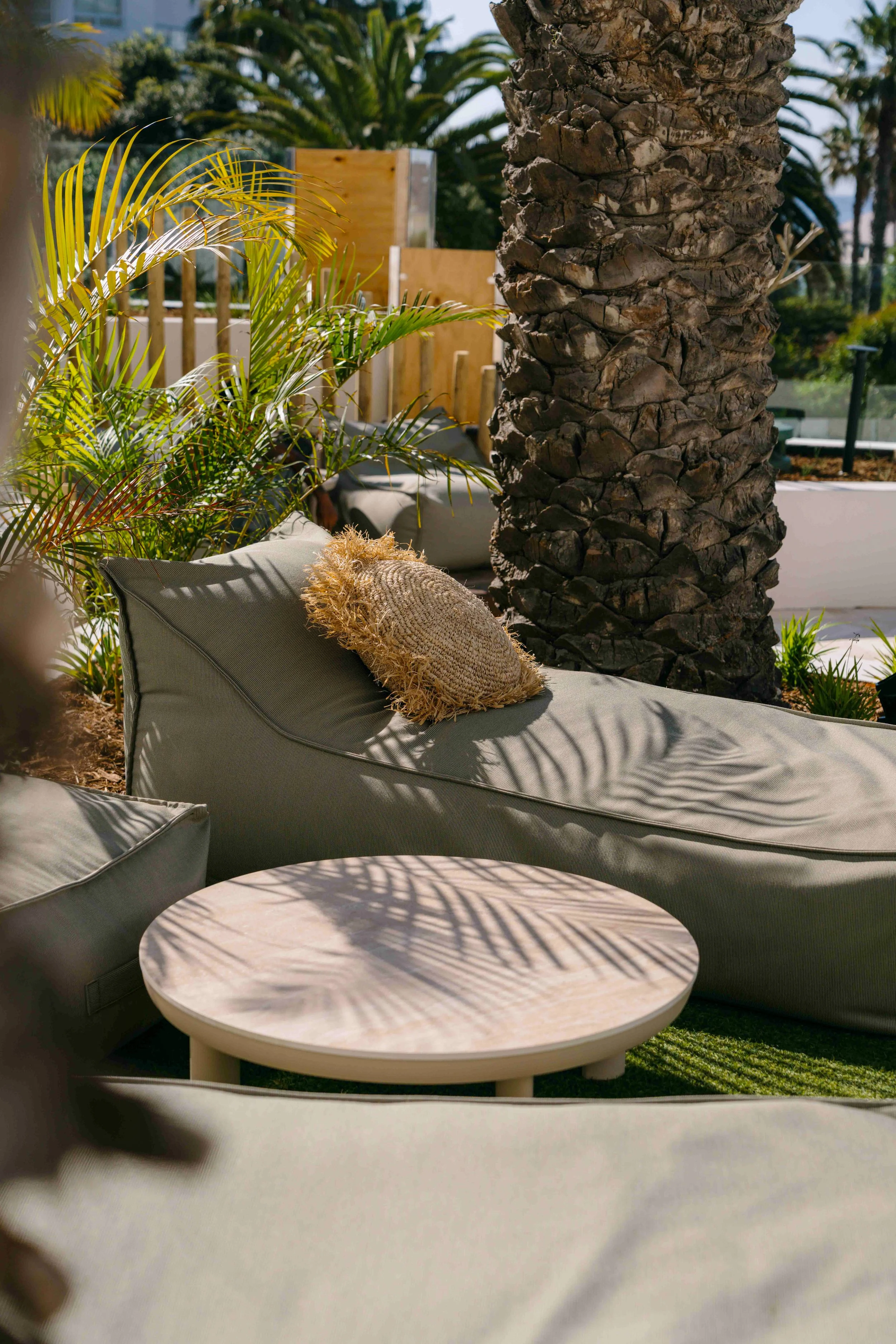 The President Hotel - Poolside9.jpg