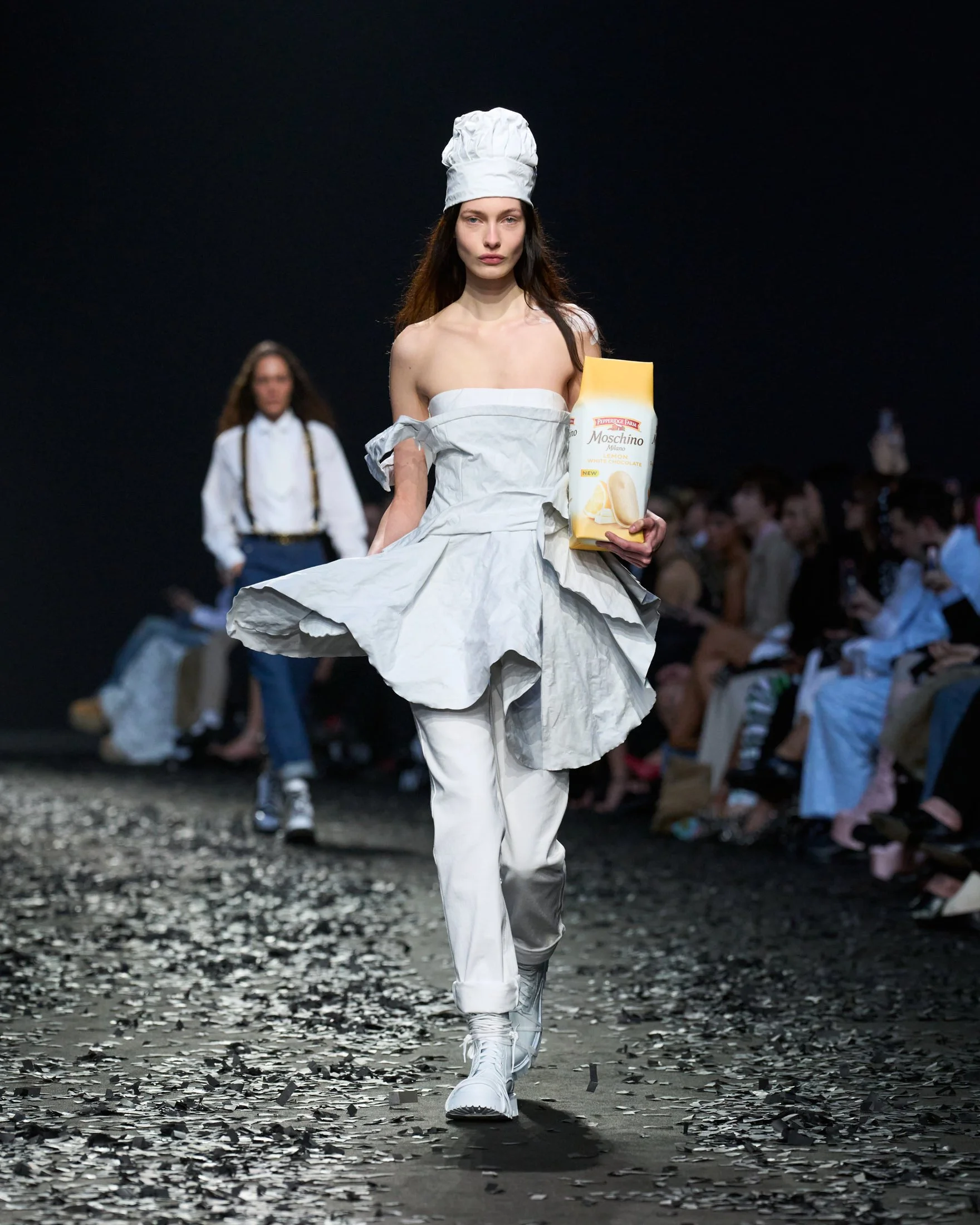MOSCHINO F25 LOOK 36.jpg