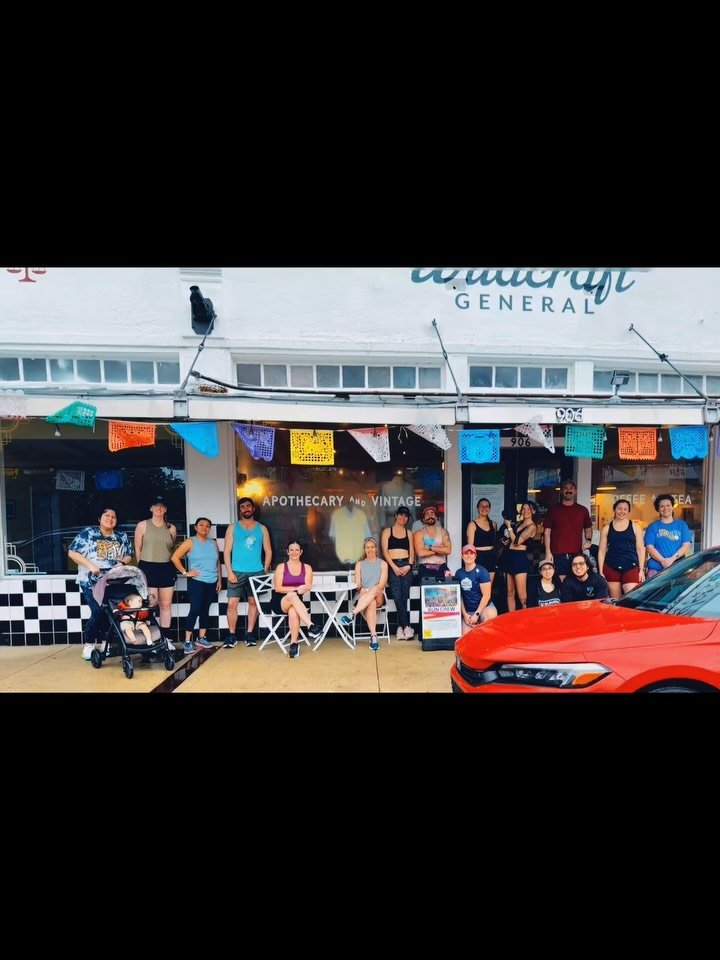 Sunday pop up @wildcraftgeneral 
Mark your calendar for it again 5/3!

Thanks for having us @wildcraftgeneral !