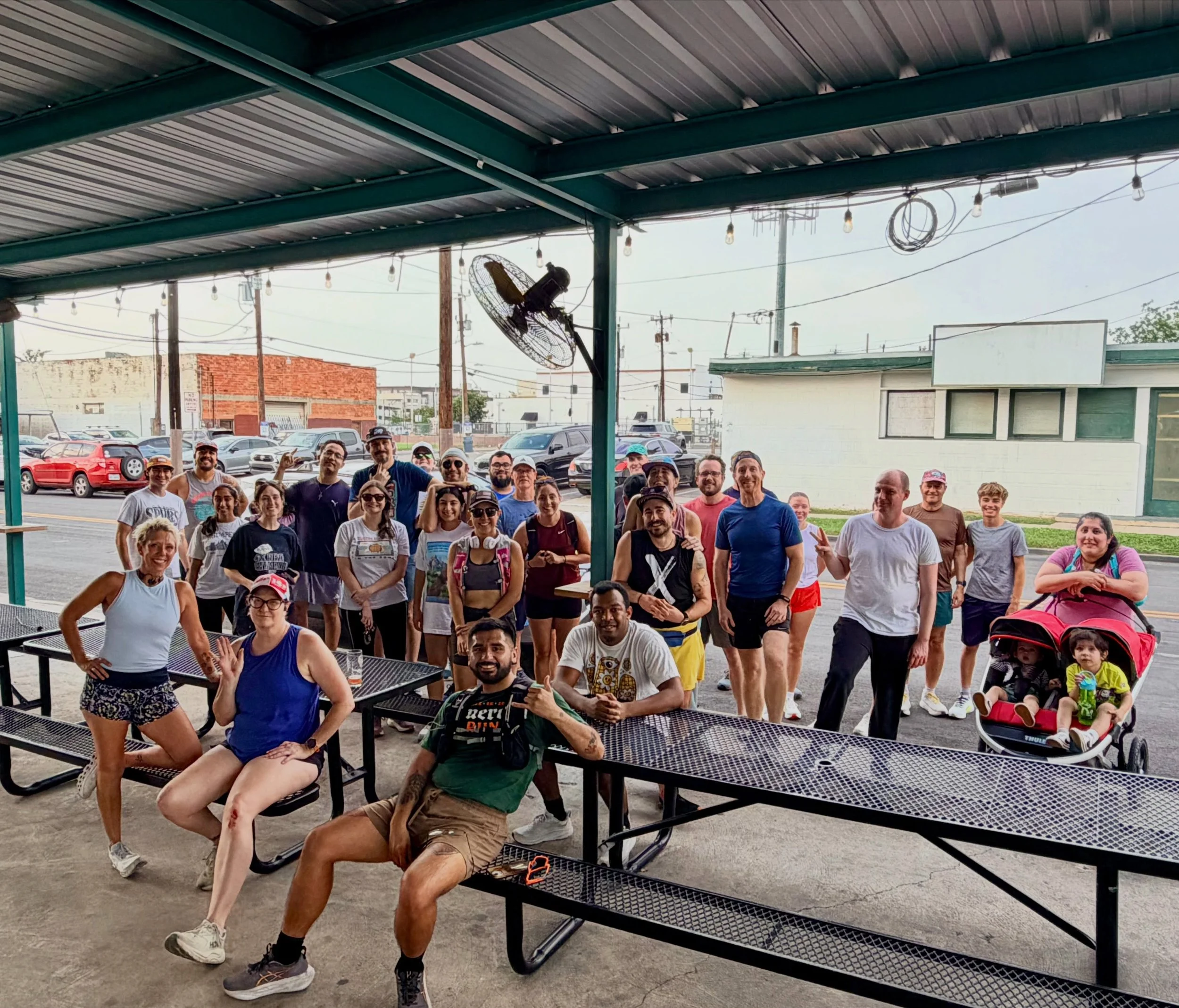 Monday crew, run and go @spurs go!