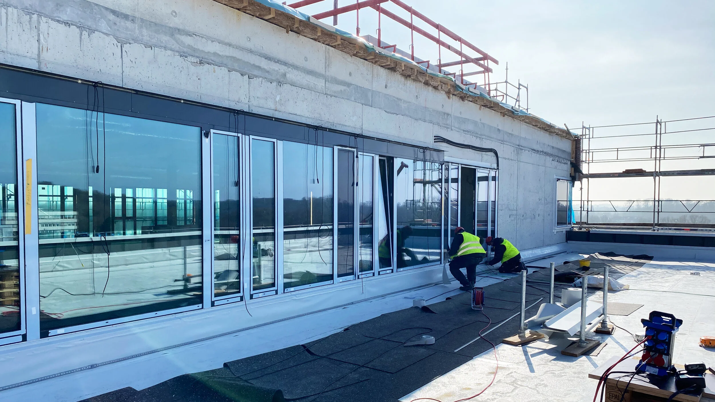 Flachdach_Dachdecker_Handwerk_3.jpg