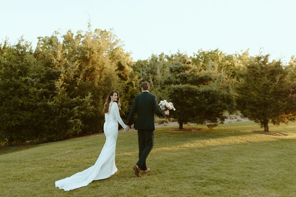   Chris x Jess Photo &amp; Film    Wedfully Yours  