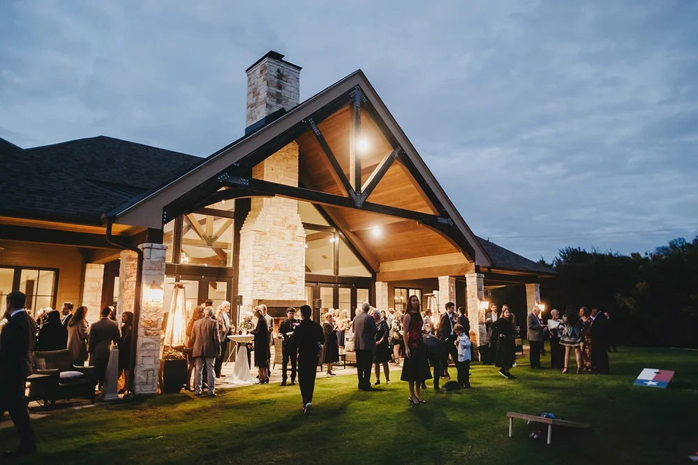   Two Pair Photography    Haute Floral  