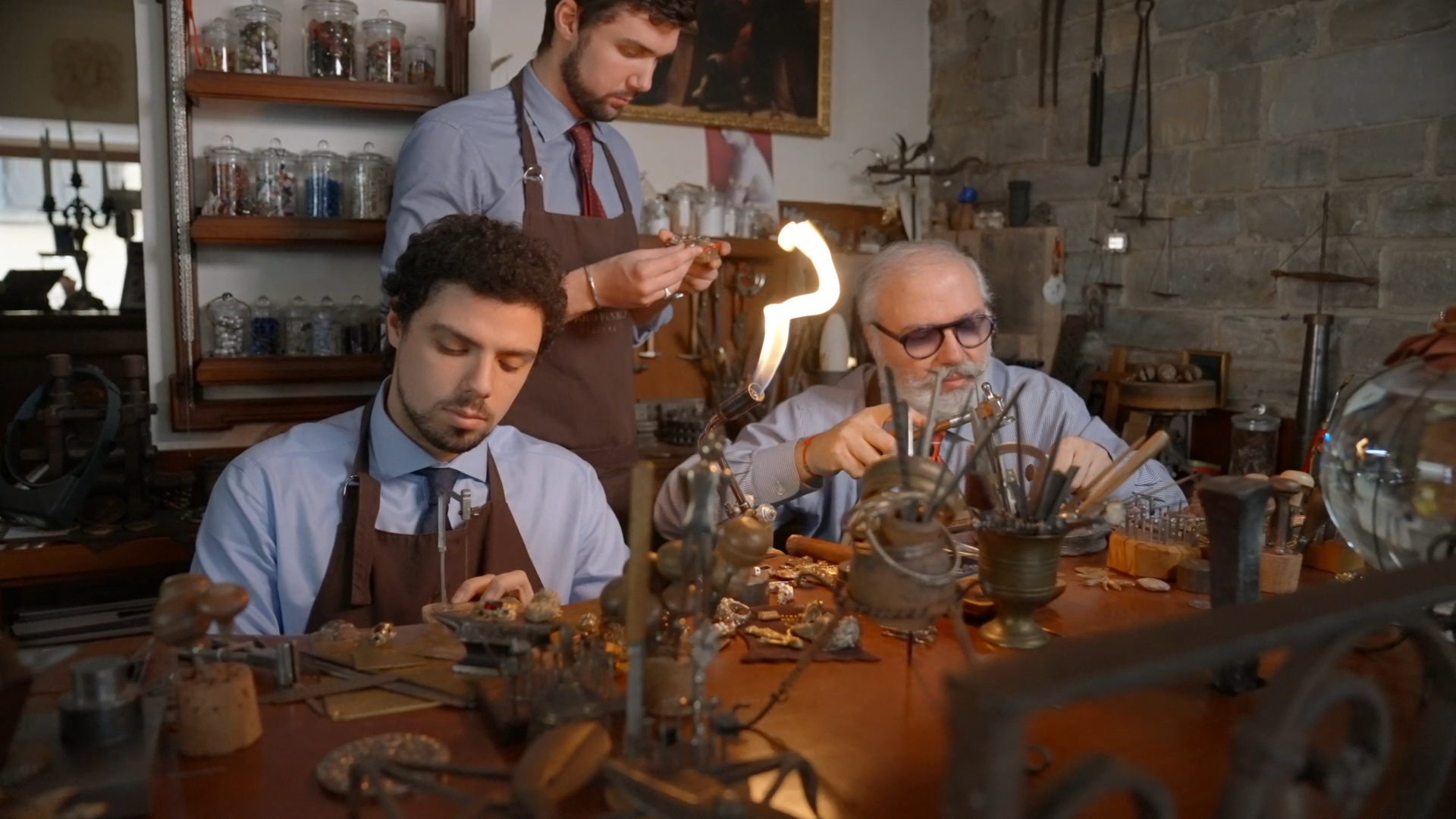 Artisan Traditions of Tuscany:&nbsp; Florence’s Hat Makers, Goldsmiths, Leatherworkers and More