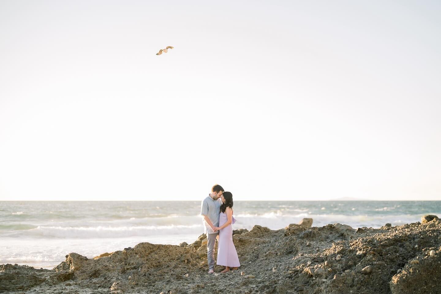 &ldquo;Love is like the wind&hellip;you can&rsquo;t see it but you can feel it&rdquo;
~ Nicholas Sparks

There was no shortage of love, laughs AND wind for K+M&rsquo;s stunning beach engagement session! It was a chilly afternoon but they were such pr