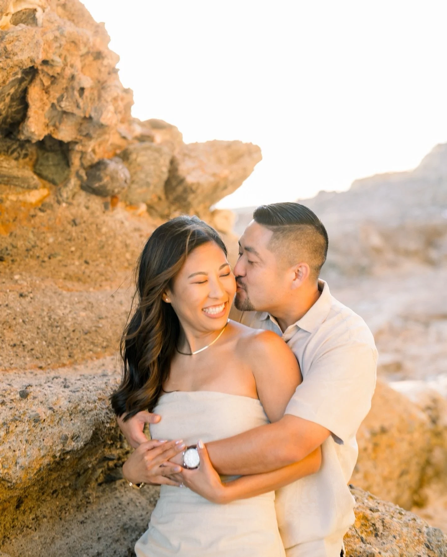 Still swooning over this session 😍 I love how a shoot evolves over the course of the hour&hellip;when we get started, it always feels like&ldquo;first date, kinda nervous&rdquo; + then as we keep going, we become more familiar + comfortable where we