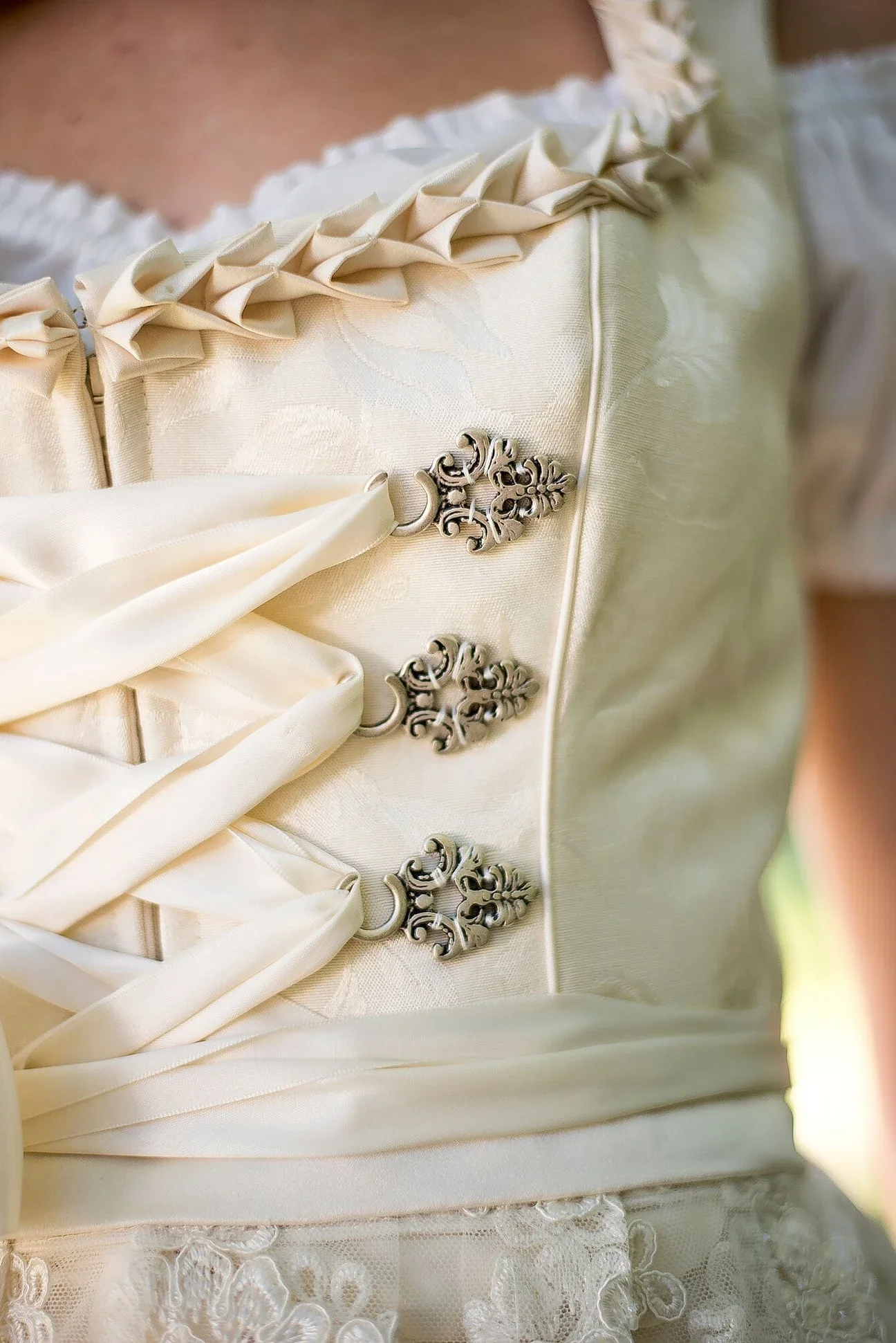 Sweetheart_Bridal_Dirndl-9_1296x.webp