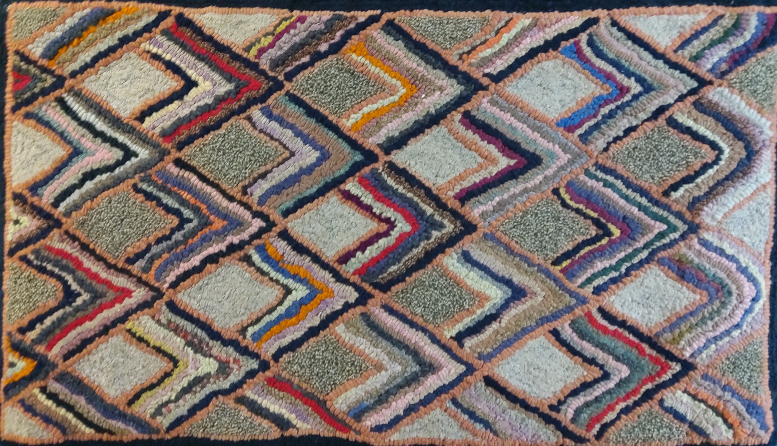 Antique Triangles Rug Hooking Pattern — The Wooly Horse
