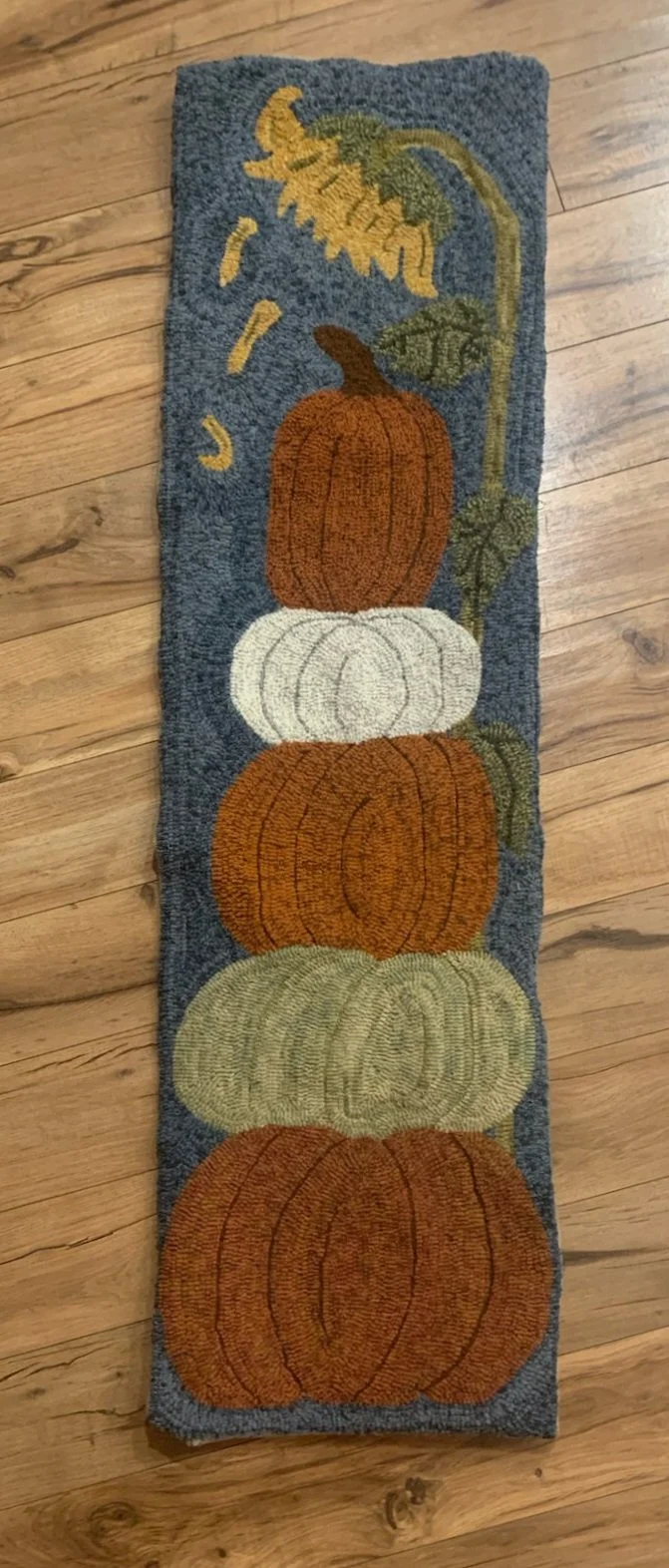 Falling Rug Hooking Pattern — The Wooly Horse