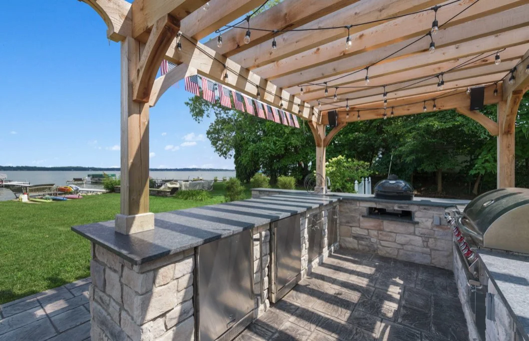Outdoor Kitchen.jpg