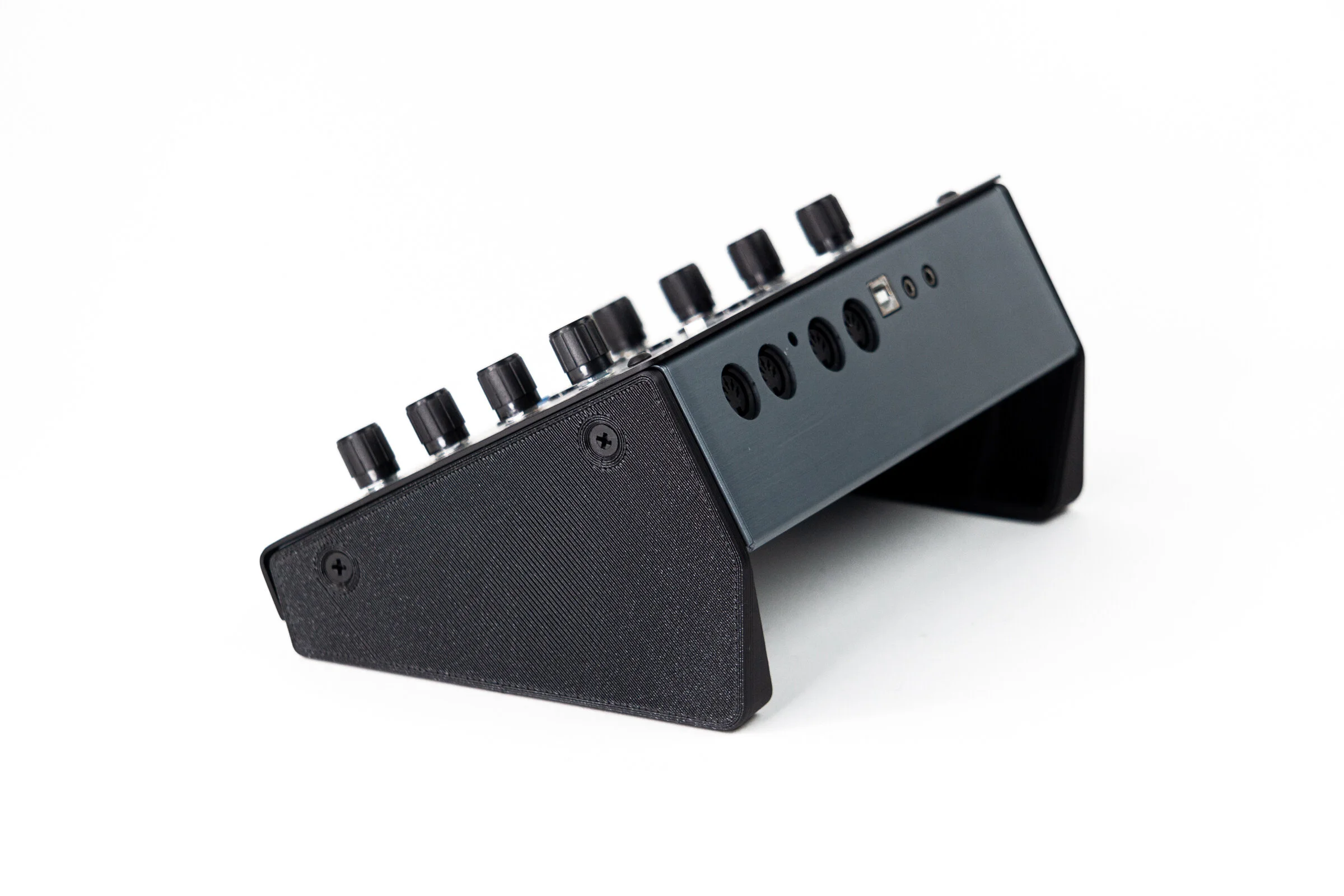 3dwaves-ndlr-stands-2.jpg