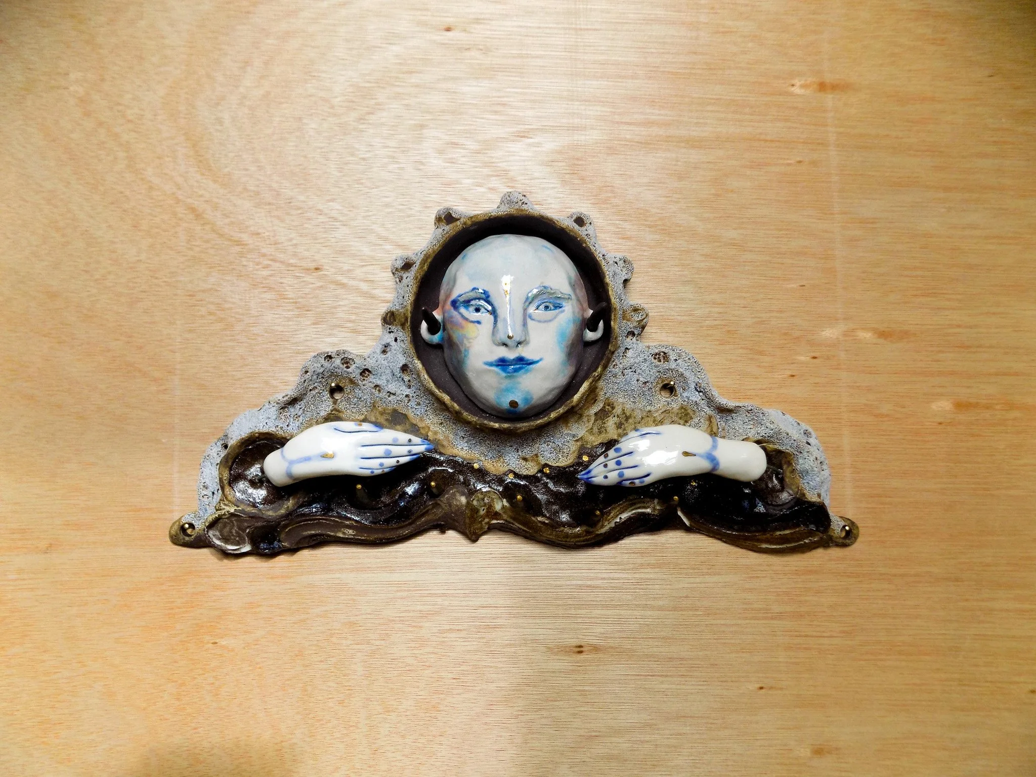 Face in Clouds Wall Mount with Hooks
