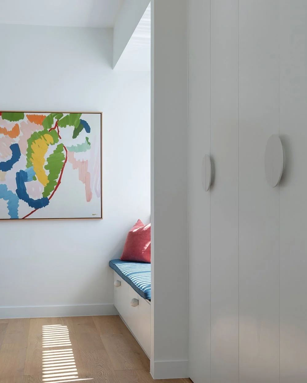 Light ▪️The way the light falls in a home is incredibly important. It means within the one home, rooms can feel like completely different spaces at different times of the day and year. The beautiful eastern light coming through #theunionsubi is almos