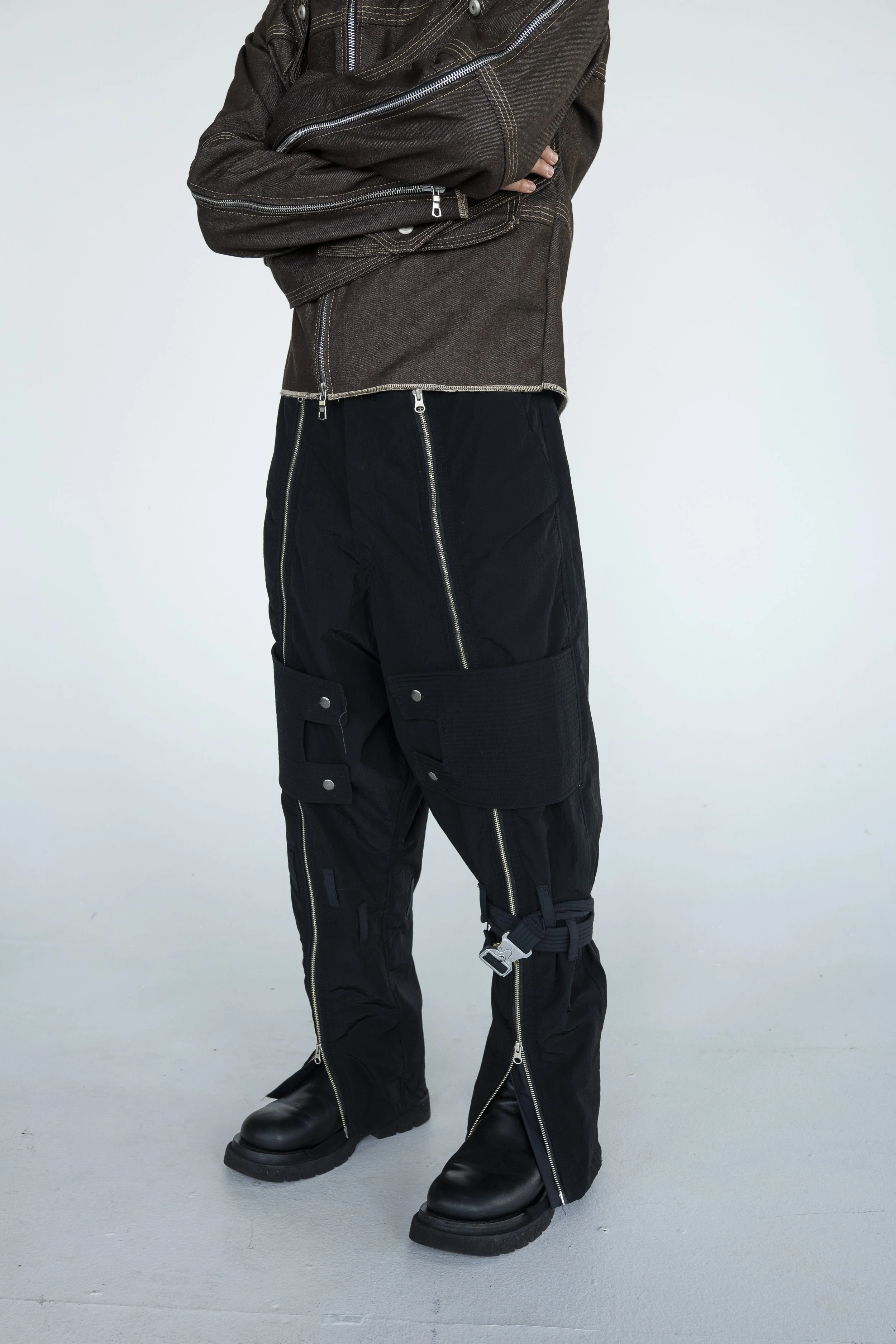 Nylon Zipper Trousers