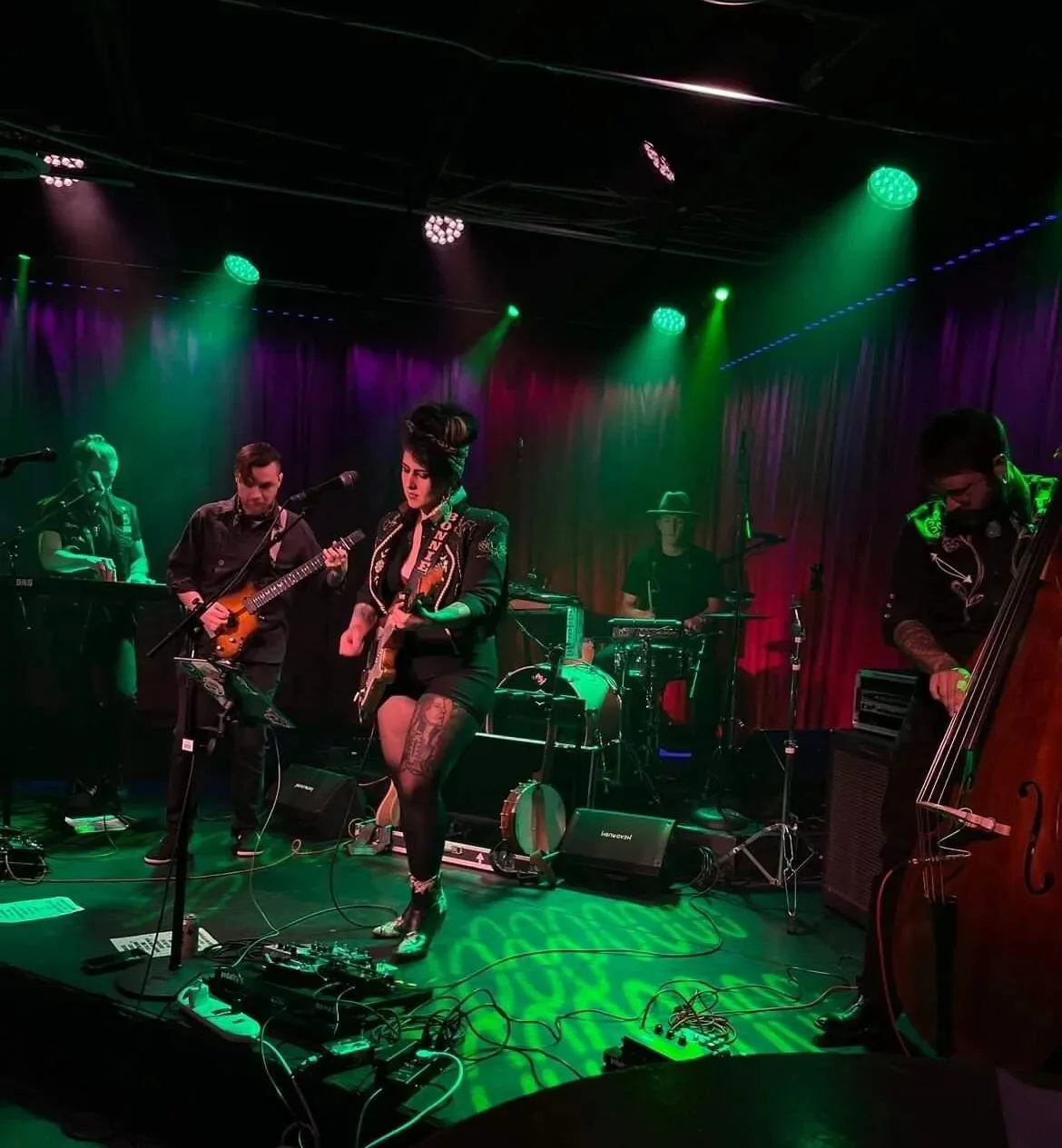 I love this shot @sophieandthebrokenthings nabbed of us last night at @the5spotnashville. We're having far too good of a time on this tour, and playing this stage has been on my list for a long time. Where do you want to see us next??
.
.
.
.
#yallte