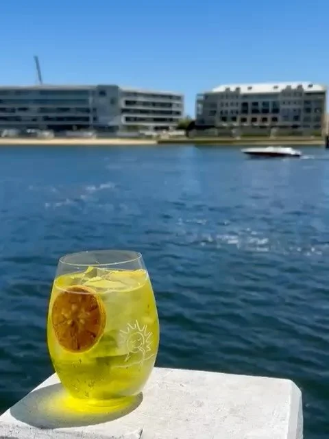 Suze Spritz 🍋&nbsp;This week&rsquo;s cocktail special is light, zesty and perfectly Jetty!