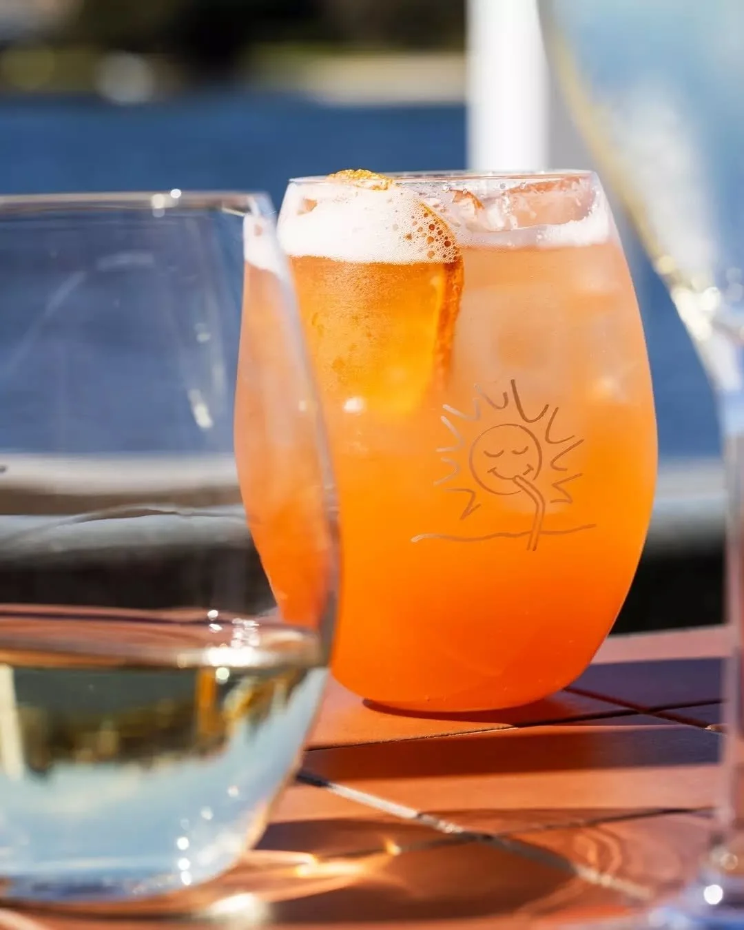 Cocktails are calling at Jetty 🍹 

Daily Happy Hour from 3pm - 5pm.