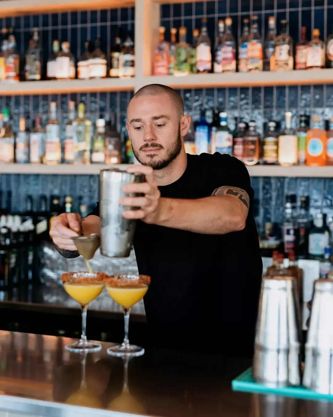 Happy Hour 🍸 The perfect time to stop in for a drink and a chat.

Available daily from 3-5pm.