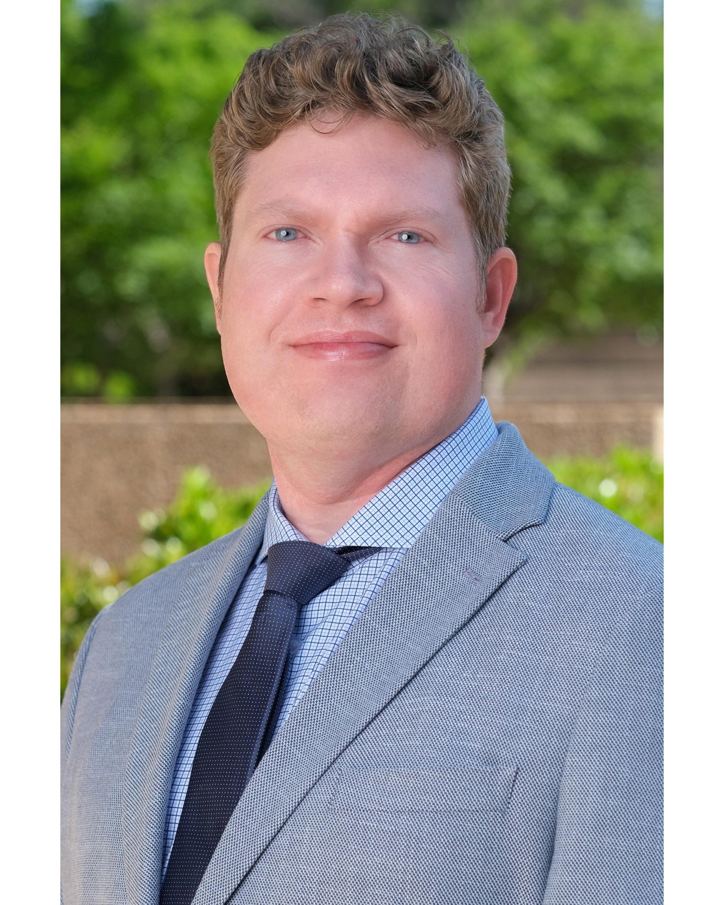 Criminal Defense Photography 101 πΈ
I have been studying Criminal Defense Photography for the past 10 years.
In that time, I have:
- Captured crucial evidence π·
- Enhanced trial outcomes βοΈ
- Developed AI-driven solutions π€
Want to do the