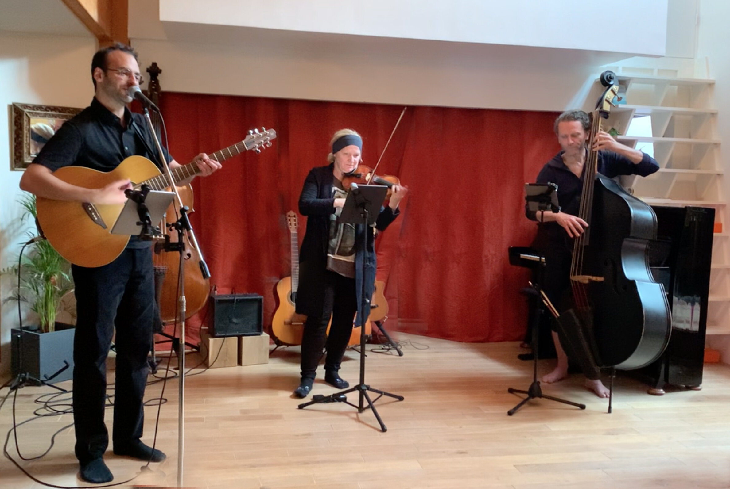 TRIO KLEZMER.jpg