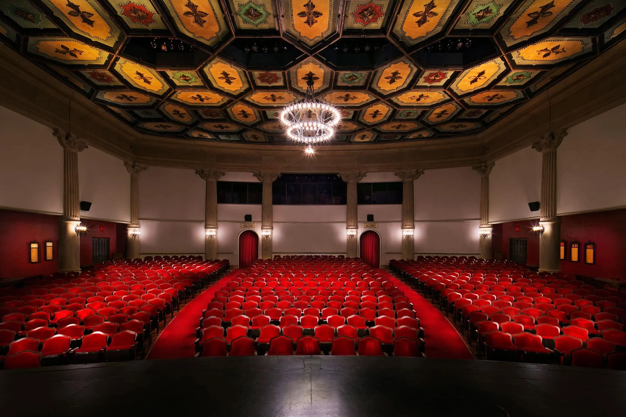 LoberoNOghostlightfinal.jpg
