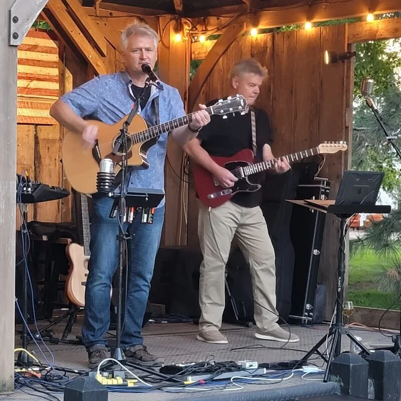 Live Wire - Waconia Wine Festival