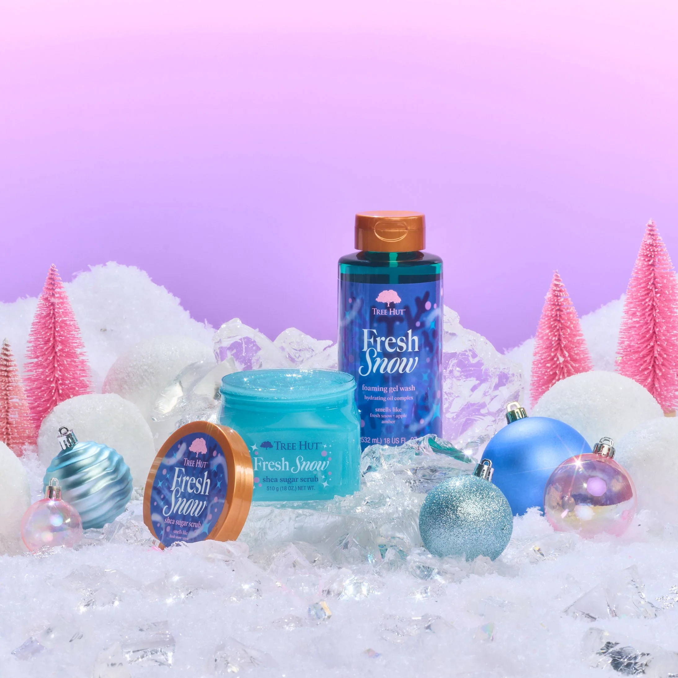 Tree-Hut-FreshSNow-ScentFamily-NoDecorativeElements-Holiday26-1x1-10518.jpg