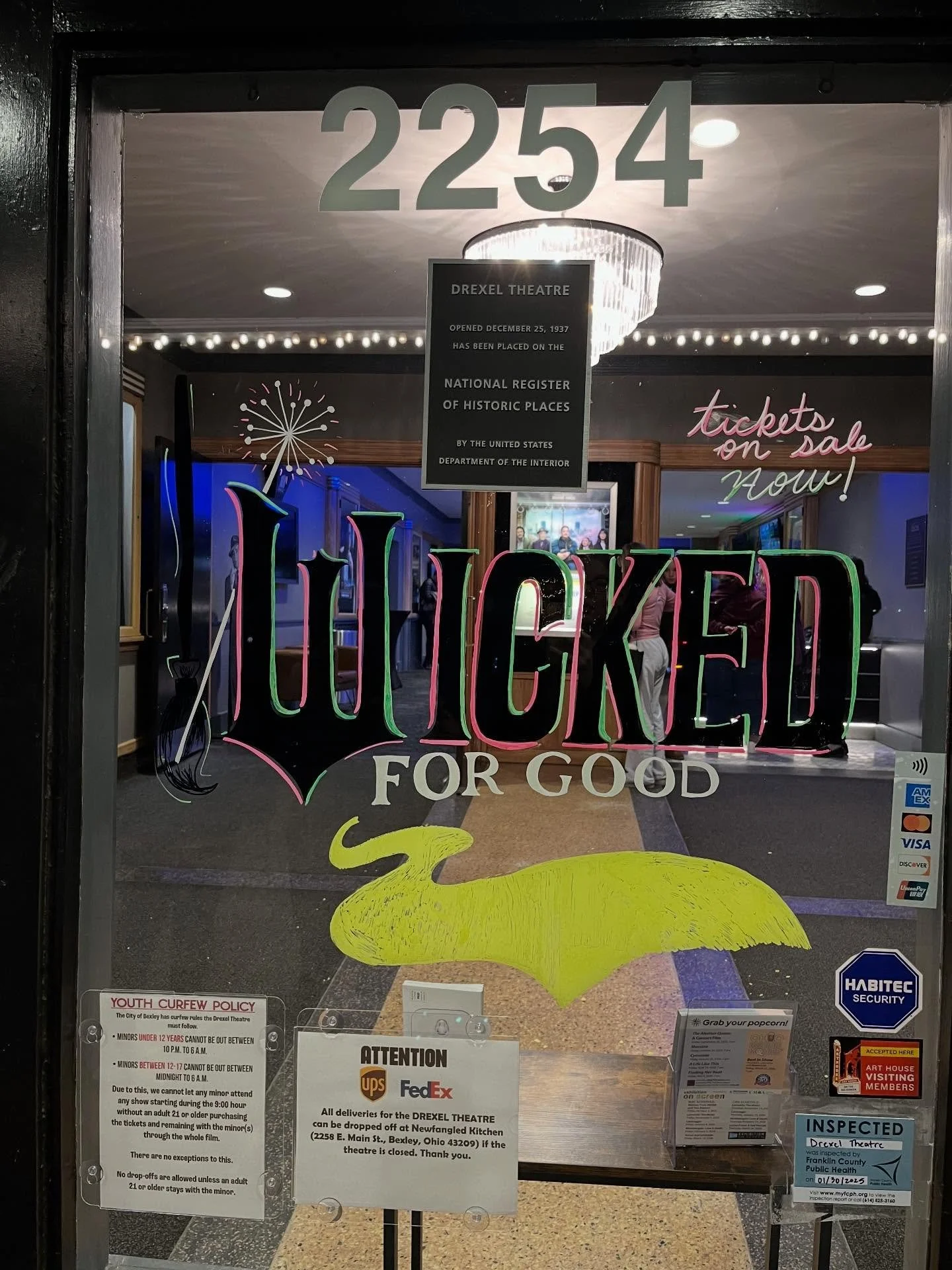 Henry always asked me to write down the previews and I faithfully do 🩷💚