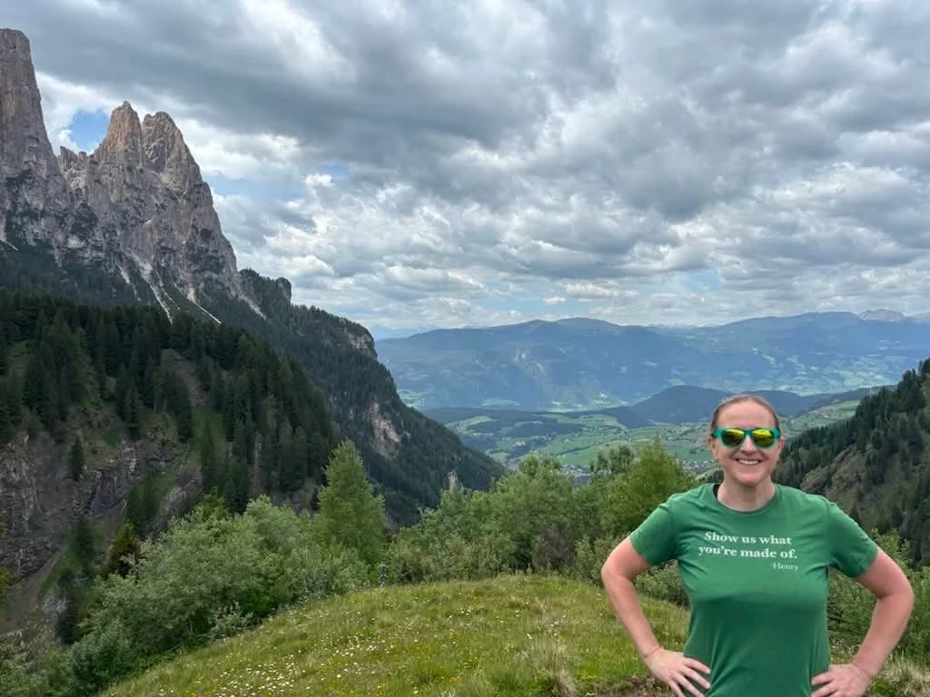 Henry hiked the Alps today!!

Driving to work this morning I heard a Henry song too (from Finding Nemo) the first movie he saw in the theater. 

His dad was pretty sick last week- glad for the Henry encouragement today!

#ilikevillainsdefeats #showus