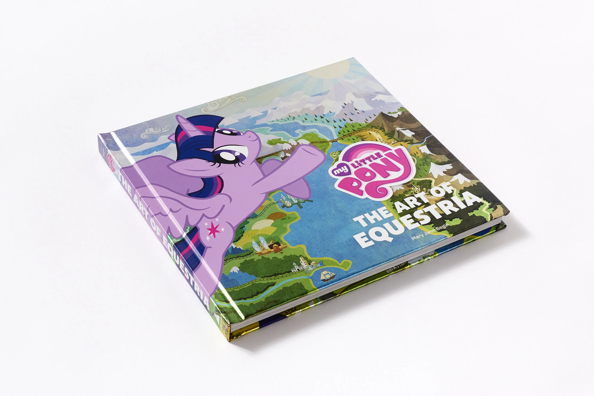 洋書 My Little Pony: The Art of Equestria My Little Pony : The Art of Equestria by Inc. Hasbro and