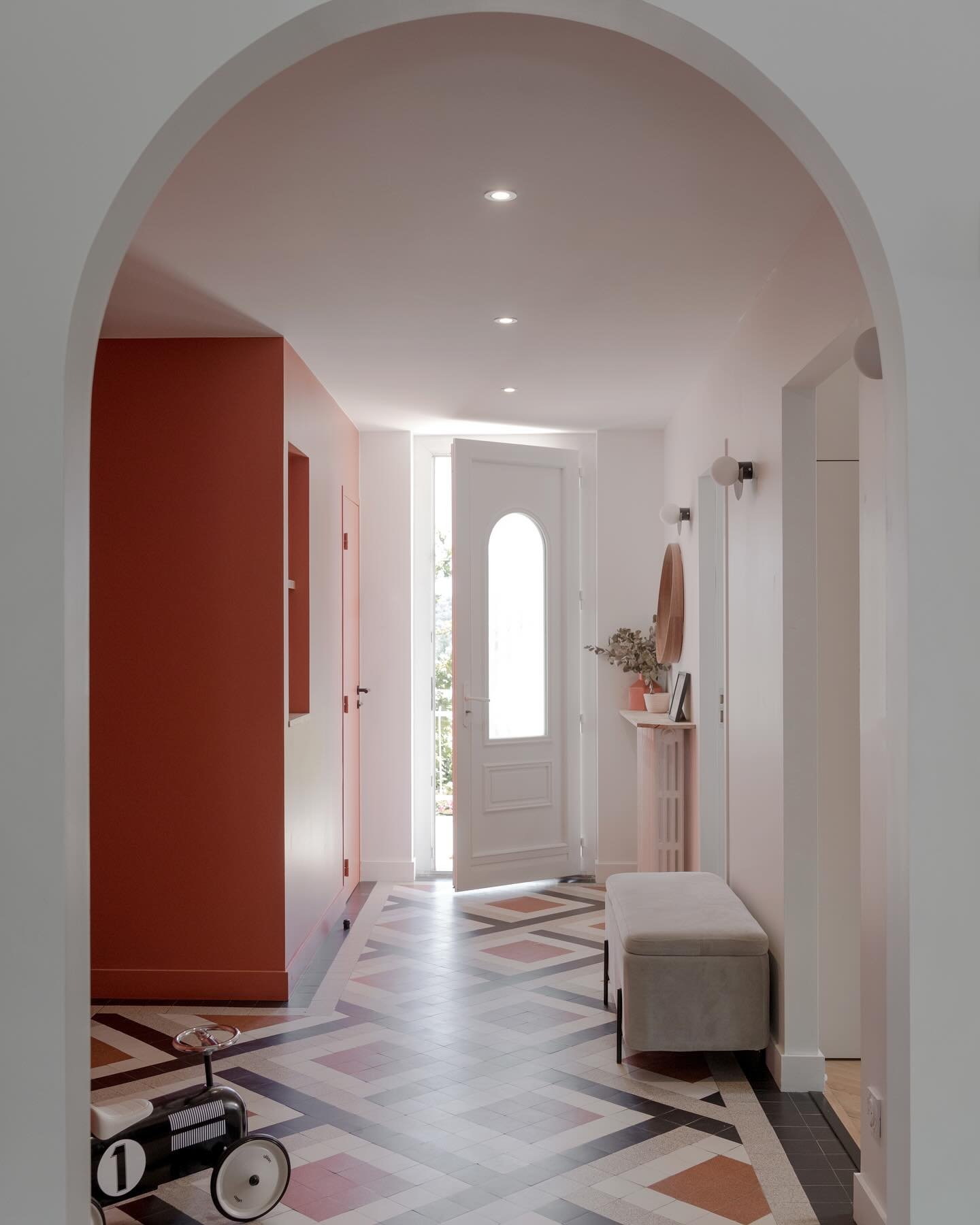 Le suivi de chantier, une passion et un savoir-faire de l&rsquo; @atelierbraillon . Chaque projet de r&eacute;novation est une aventure o&ugrave; nous sublimons l&rsquo;existant pour cr&eacute;er des espaces uniques, &agrave; votre image.

Sur cette 