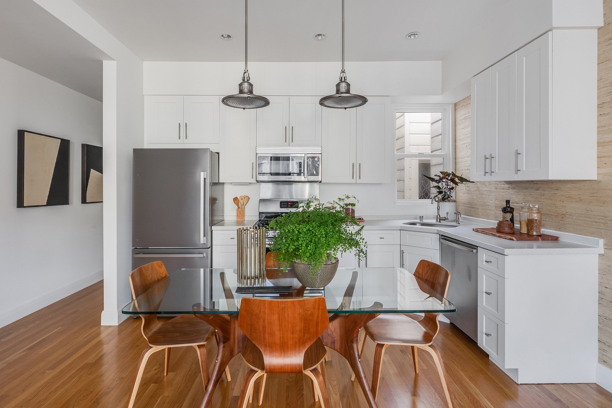 Client Spotlight: Ryan Richard, Compass

Live the Mission Dolores lifestyle! This sleek 2-bedroom flat is a half-block west of Valencia in the heart of the Mission's culinary strip, with views from the updated rooftop deck of downtown SF and Dolores 