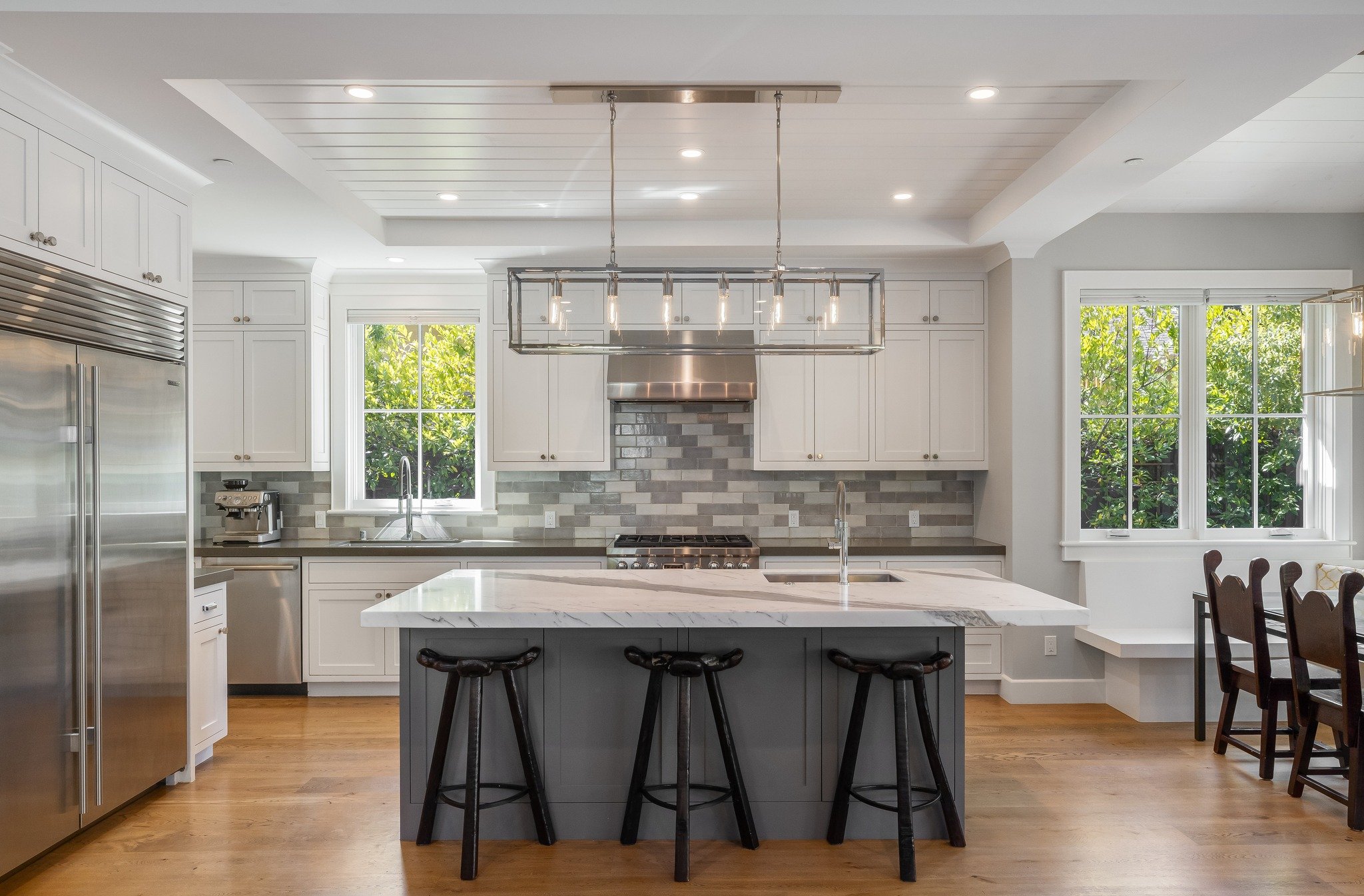 With all you put into your home, when it's time to sell make sure your agent is using a highly skilled photographer.

We capture everything!

Don't leave your dream home in the hands of an amateur. Call us to photograph your masterpiece! 415-515-1911