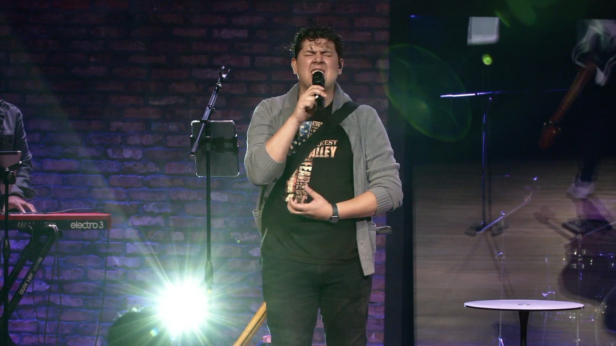 Worship Screengrab 4.jpg
