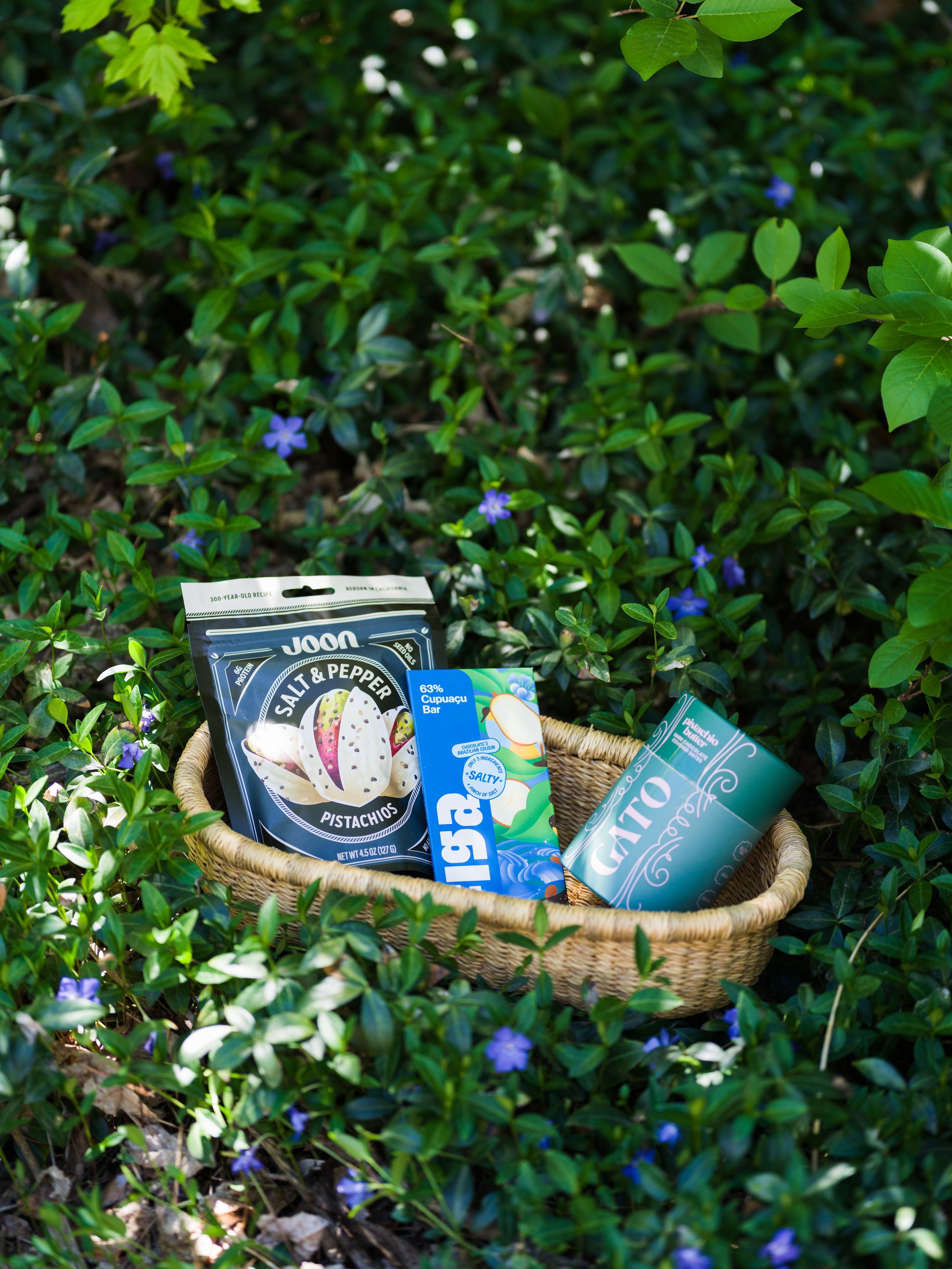 Blooms and Bites Basket