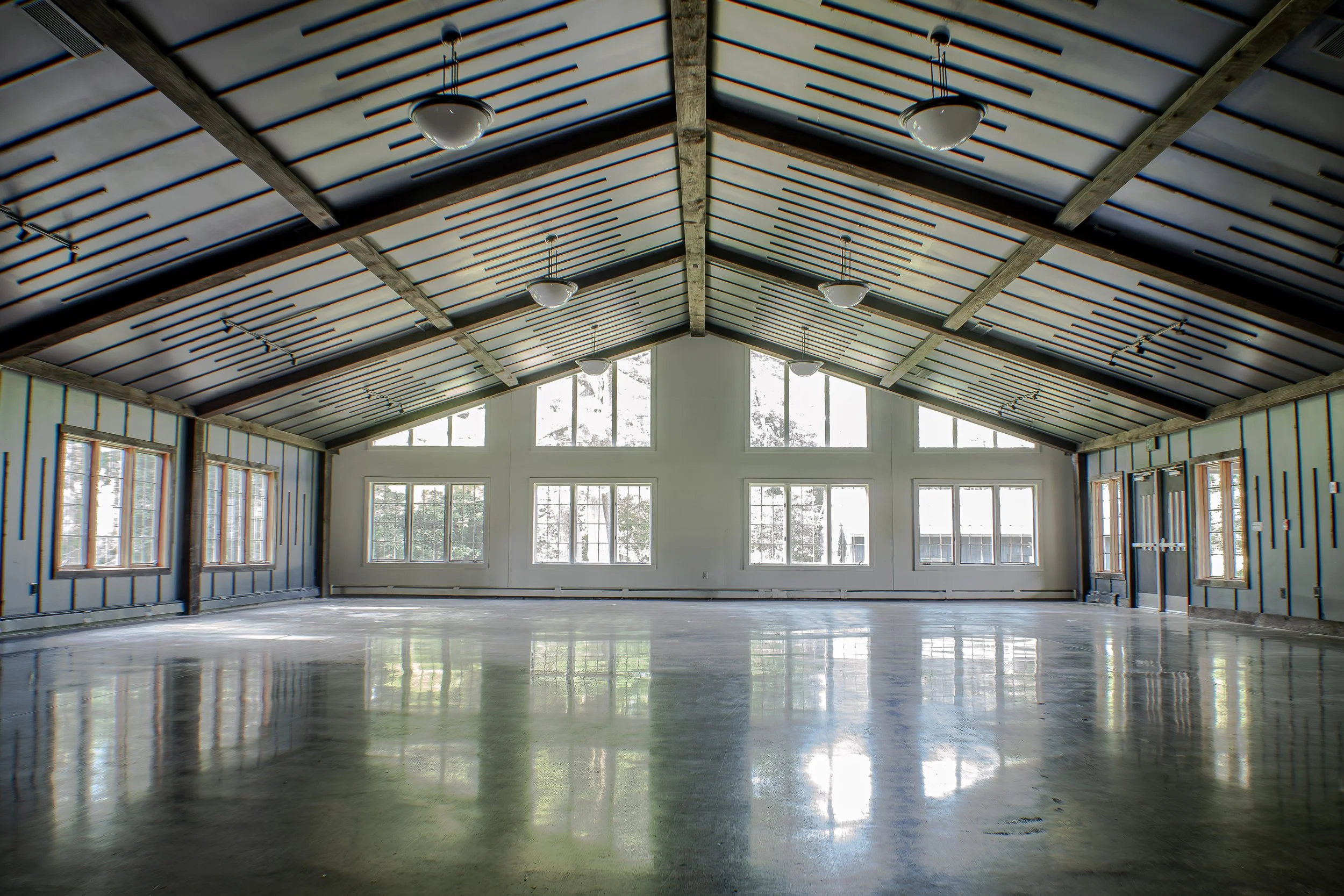 Our largest indoor space, Kempwick Hall seats 200 for dinner and dancing. 