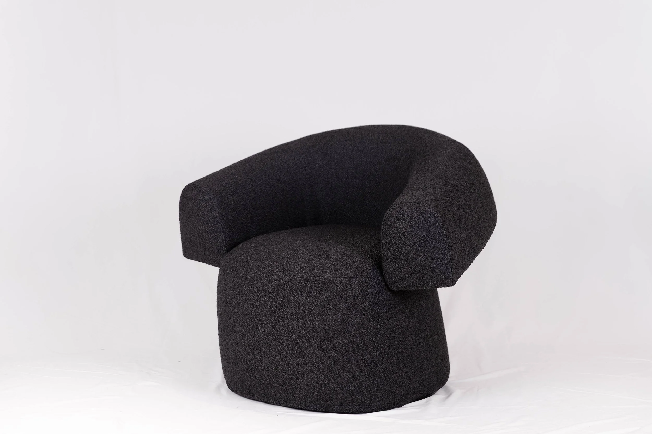 RUFF SWIVEL ARMCHAIR BY MOROSO