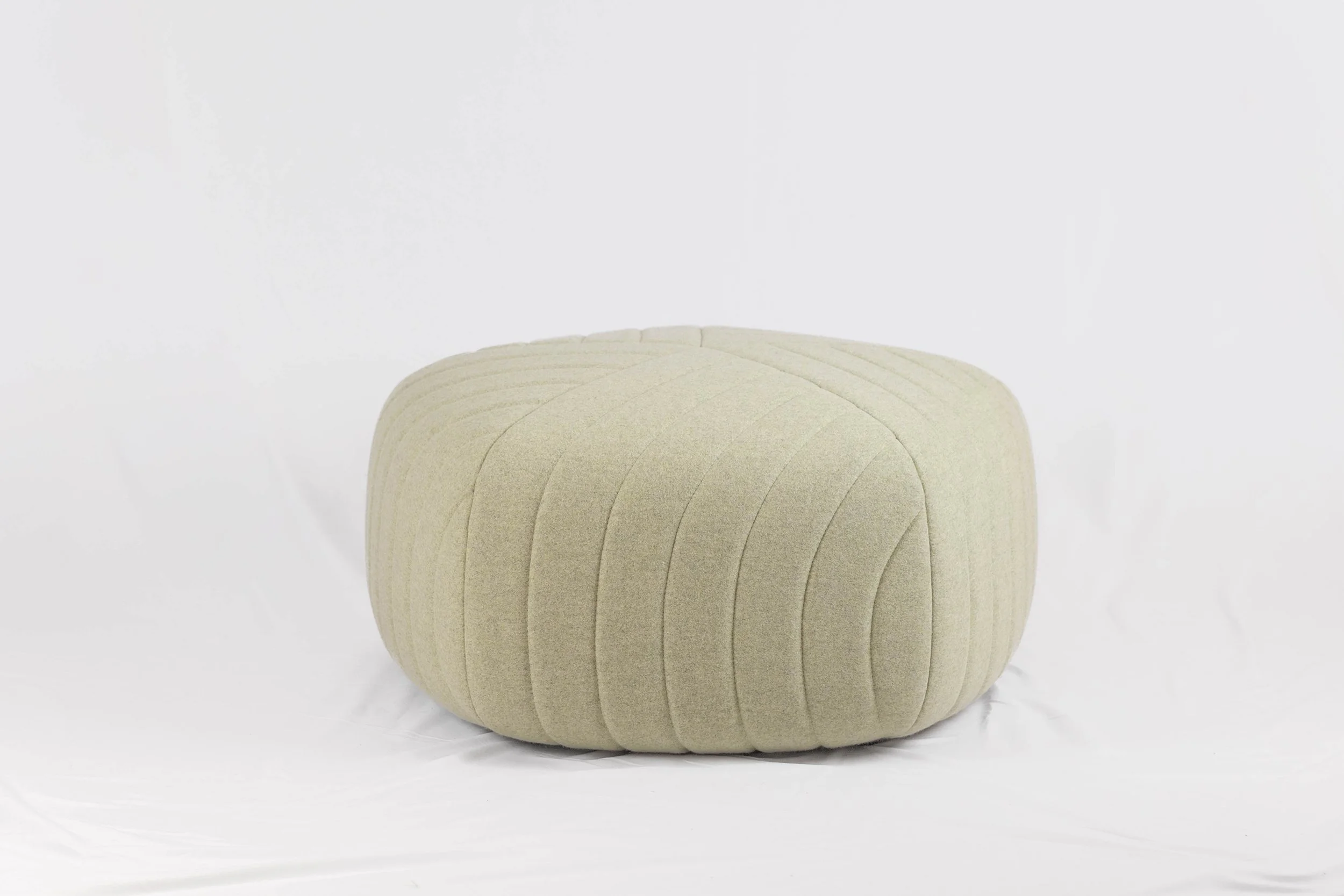 FIVE POUF LARGE BY MUUTO