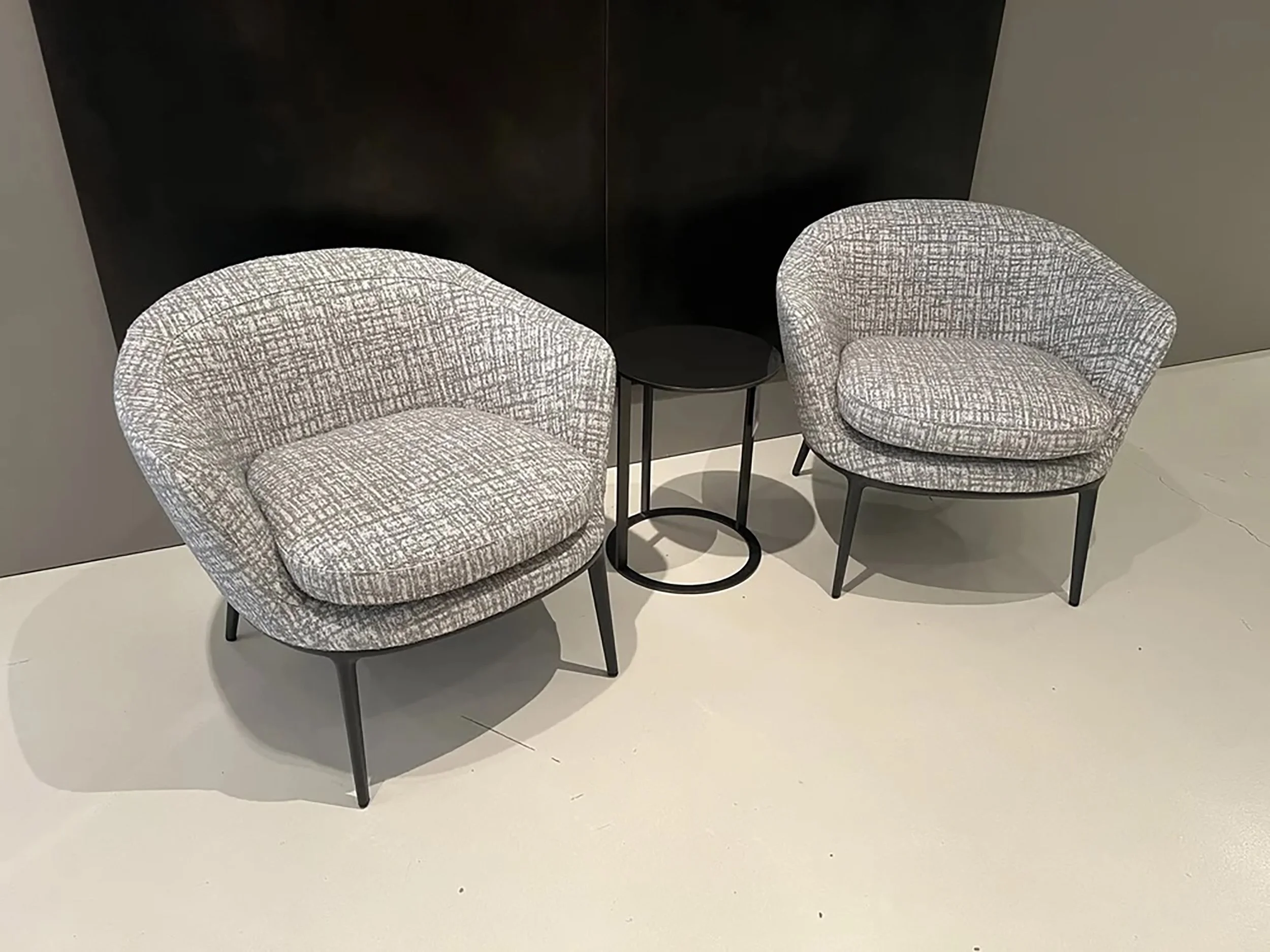 CARATOS LOW BACK LOUNGE CHAIR BY MAXALTO