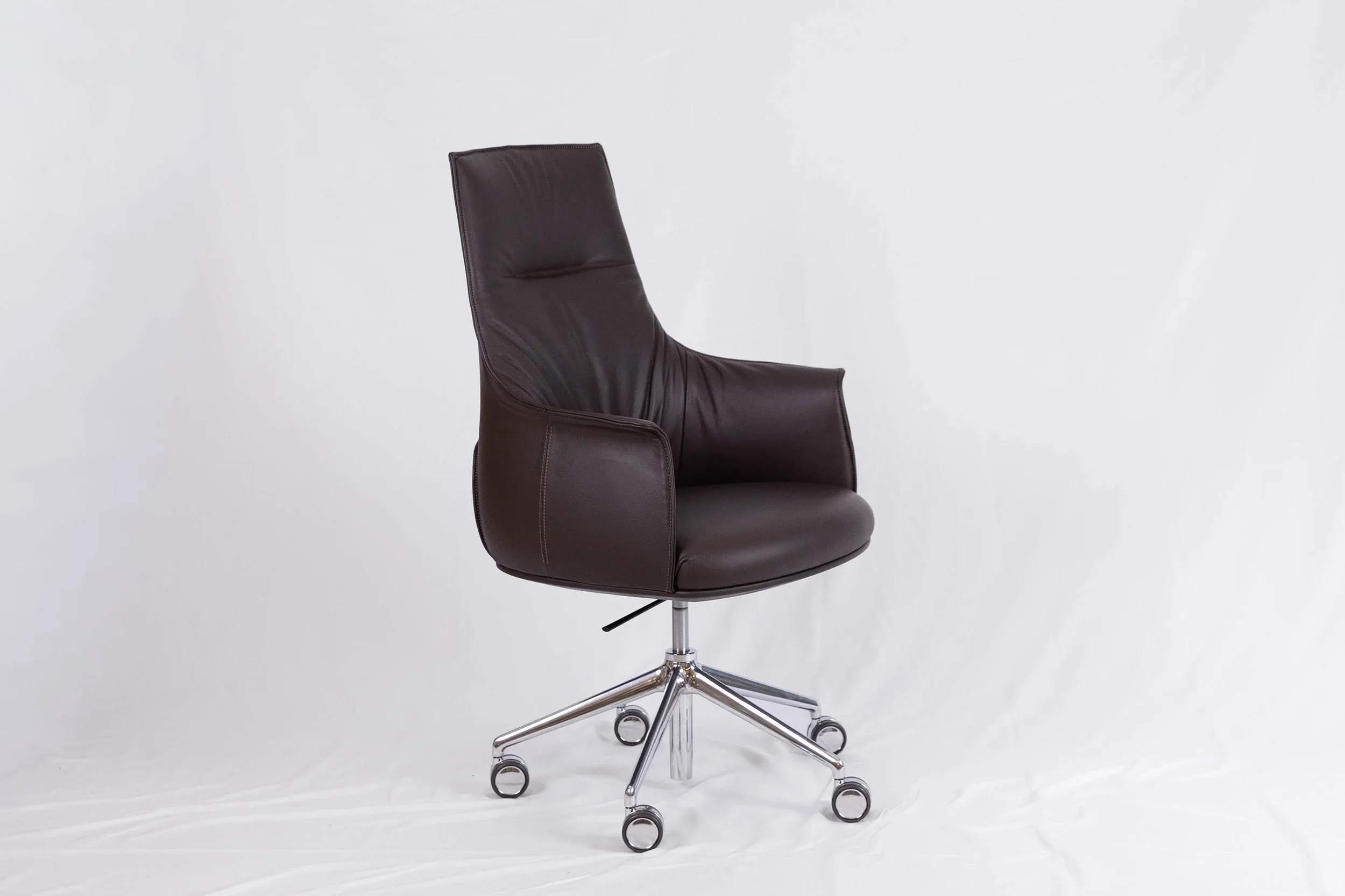 Poltrona Frau Archibald Executive Task Chair