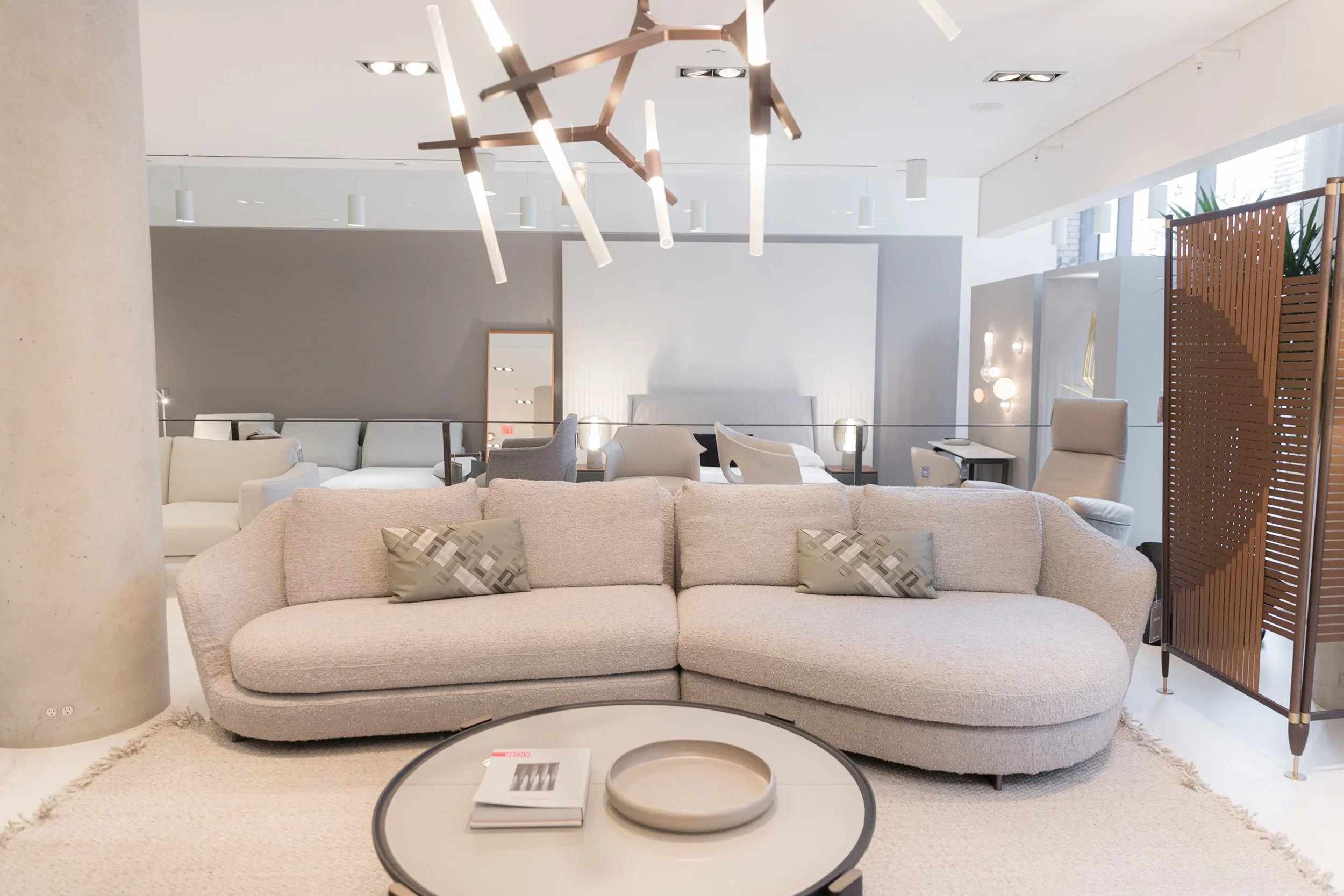Poltrona Frau Duo Sofa