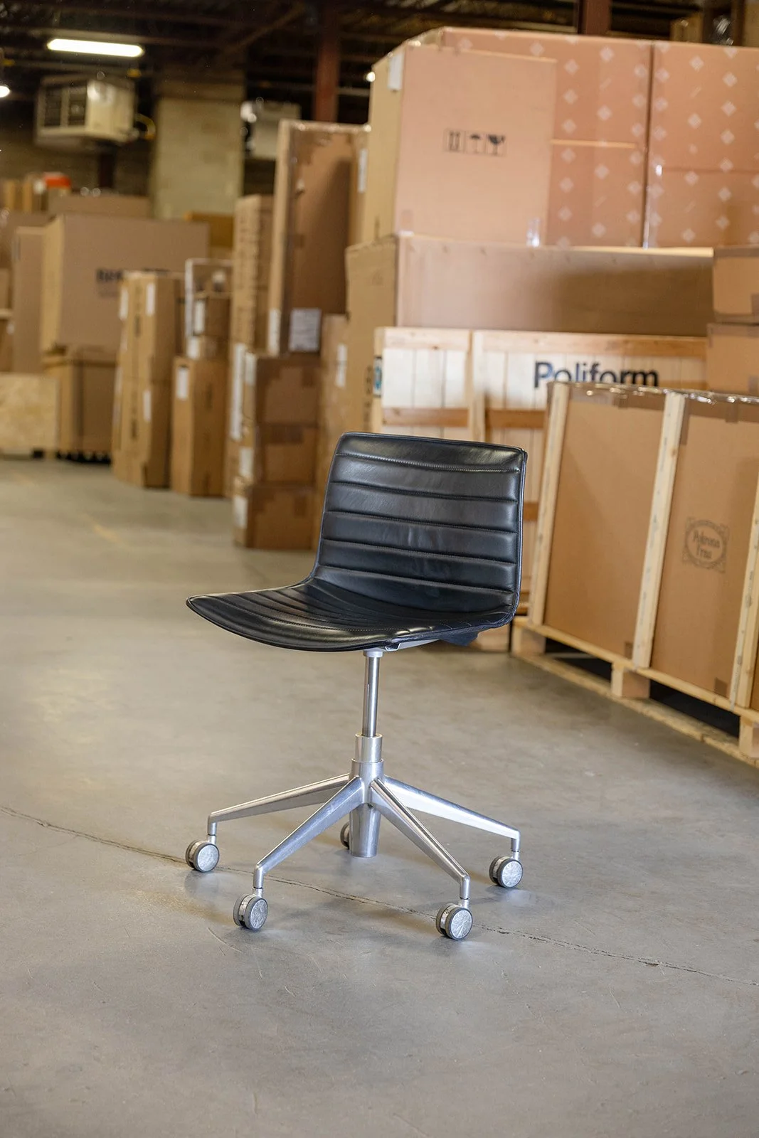 Chair U