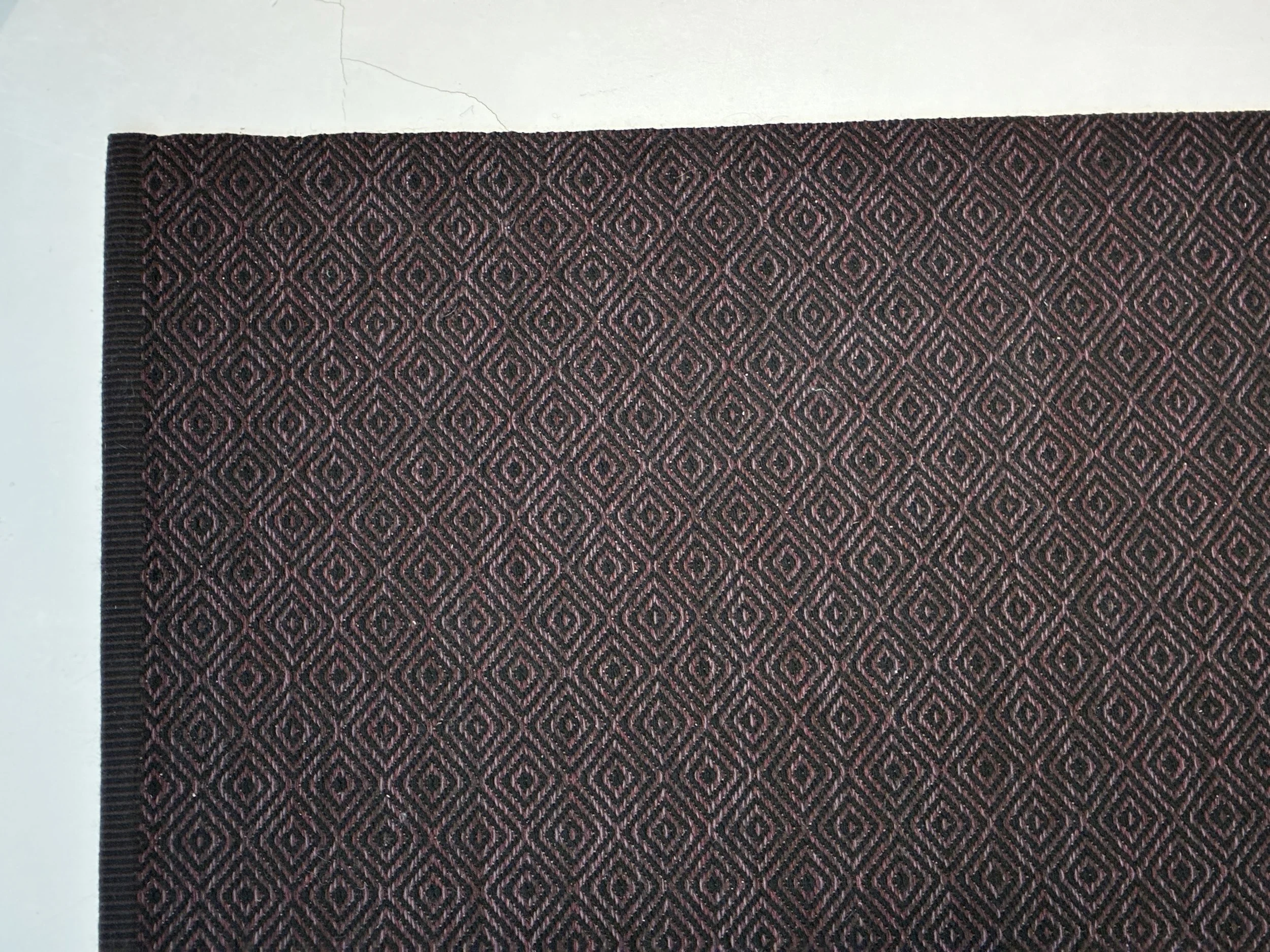 Kasthall Hagga Goose Eye 240x300cm Rug - Black + Plum