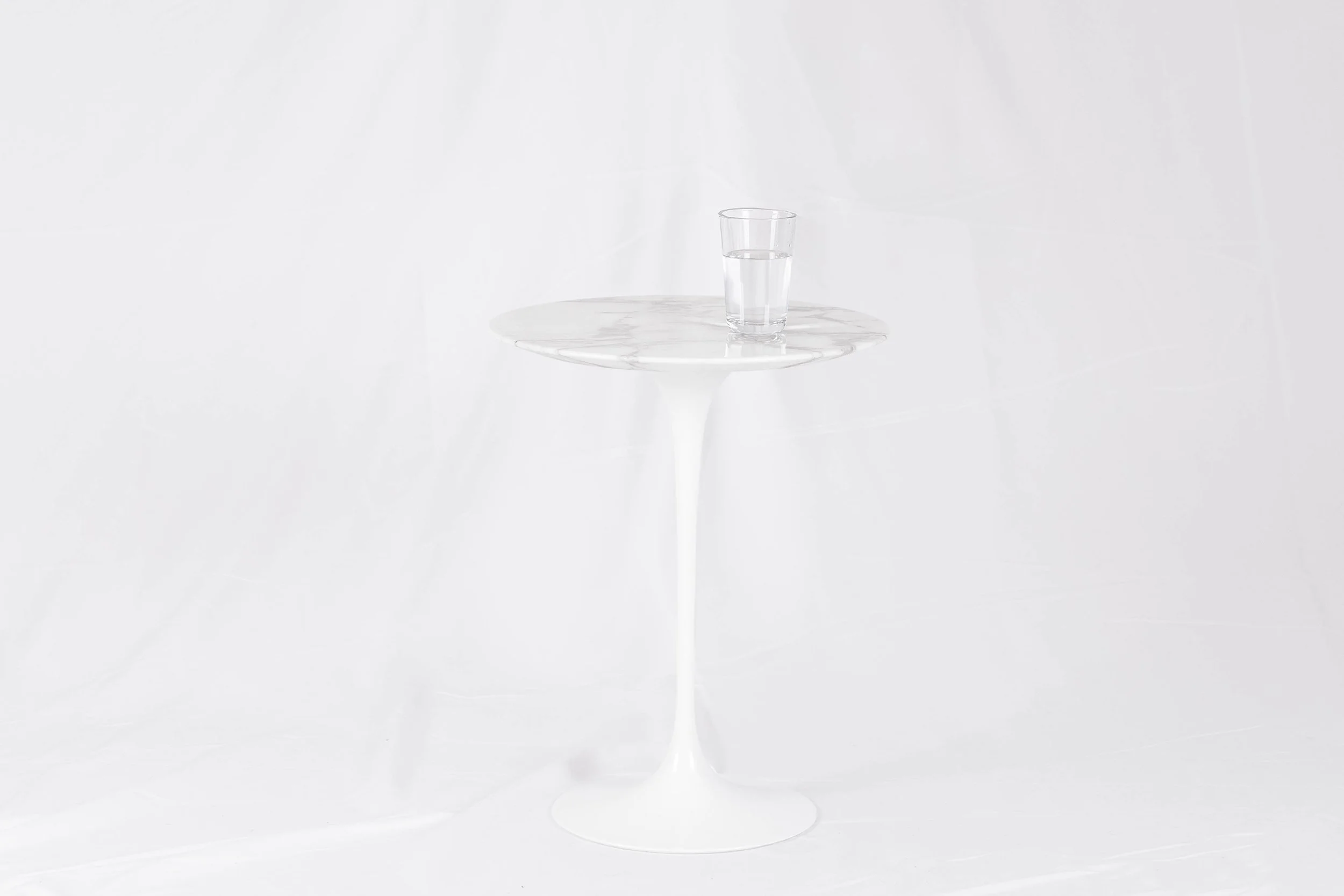 SAARINEN SIDE TABLE BY KNOLL