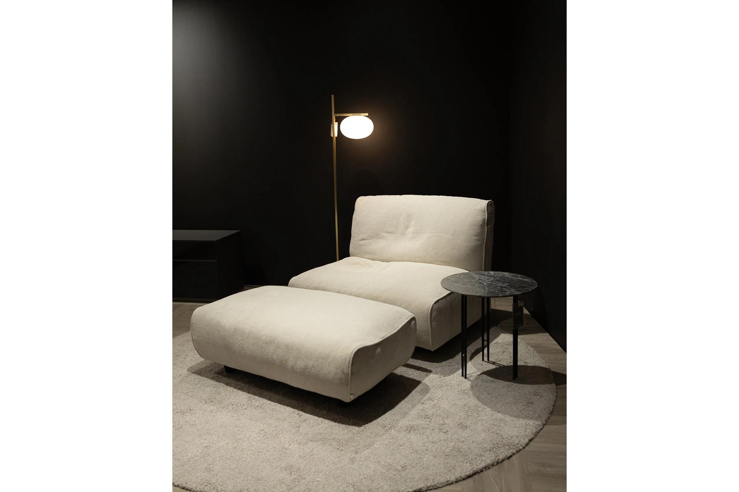 GRANDE SOFFICE LOUNGE CHAIR + OTTOMAN BY EDRA